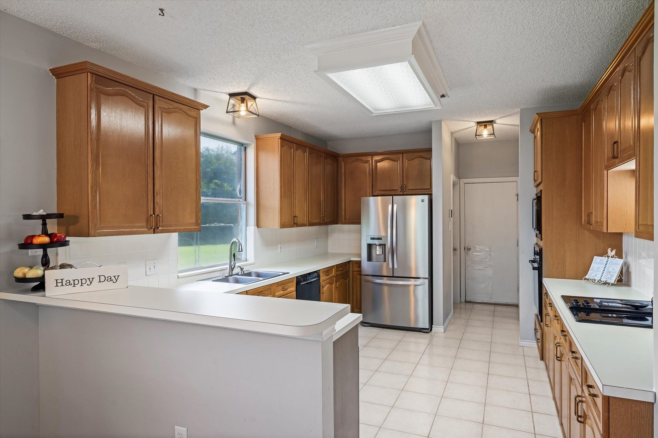 2113 Blackfoot Trail