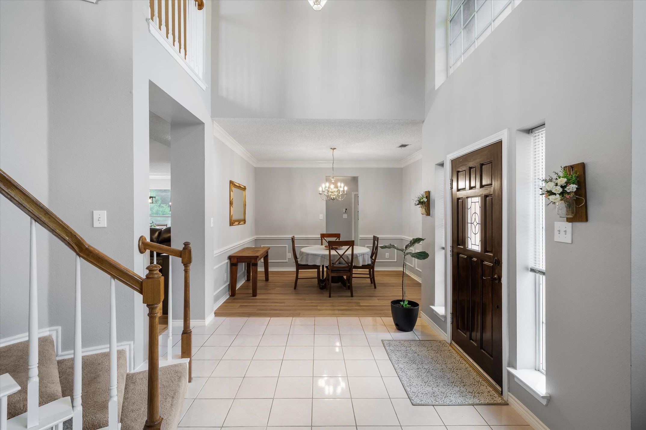2113 Blackfoot Trail