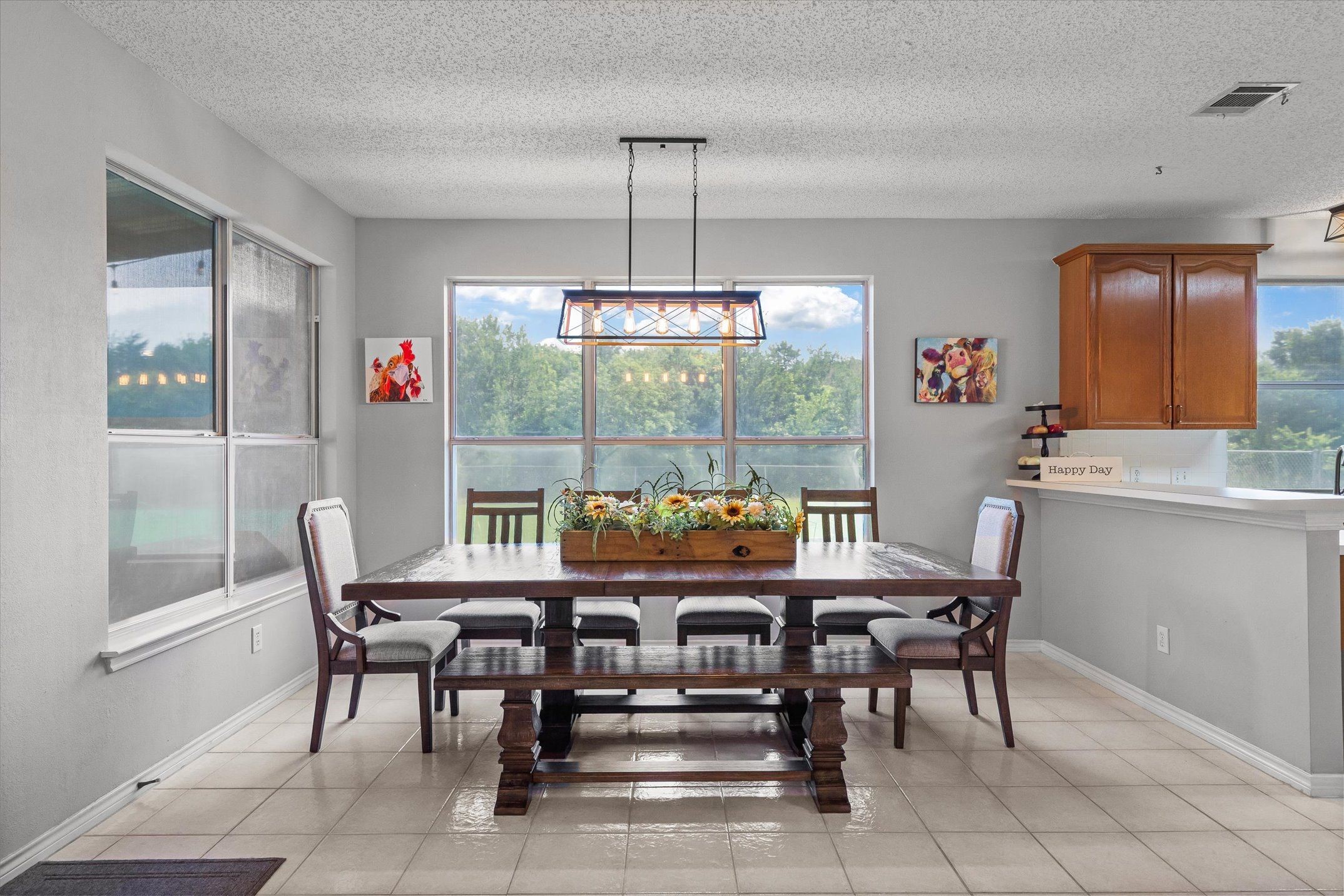 2113 Blackfoot Trail