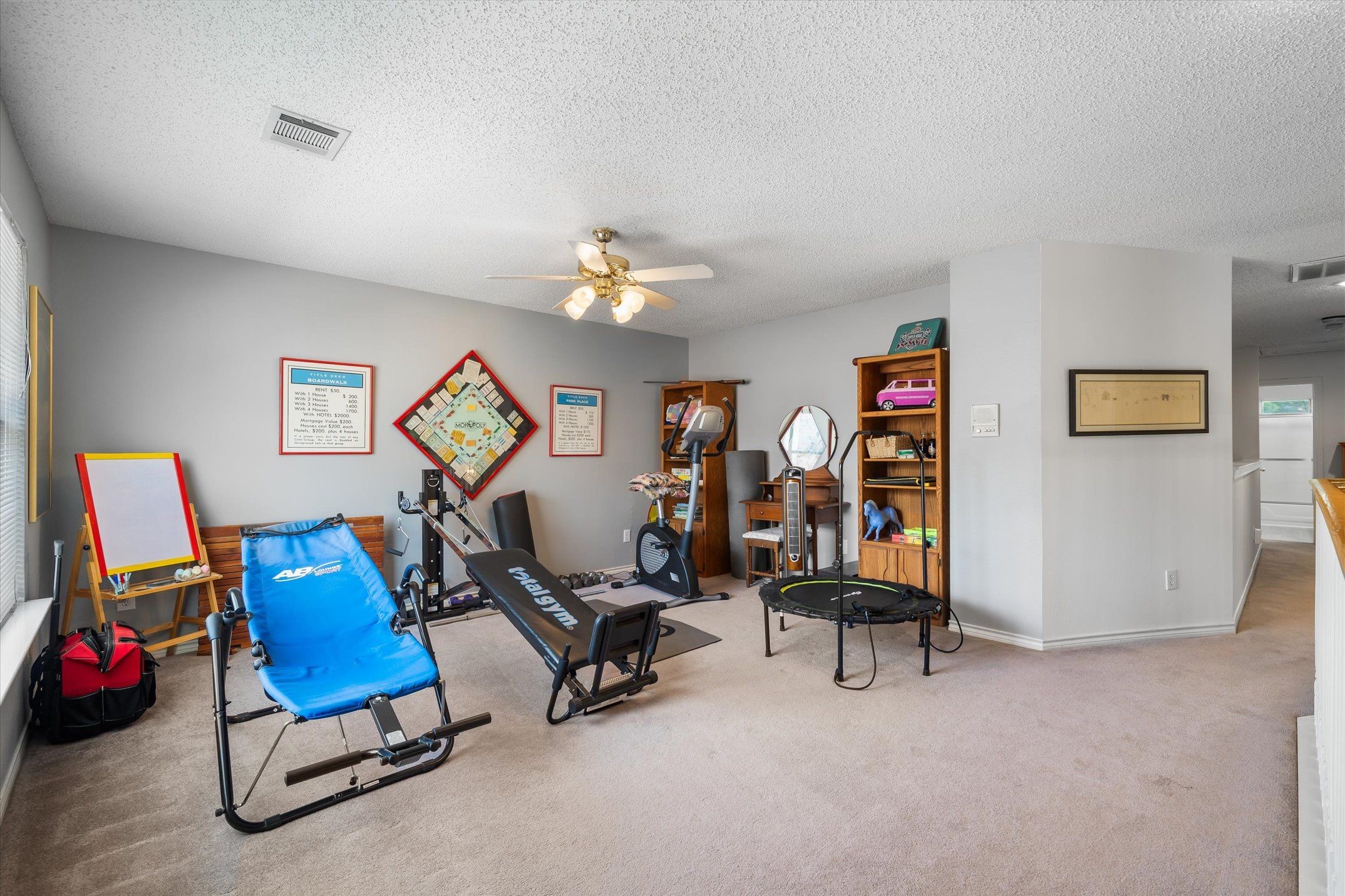 2113 Blackfoot Trail
