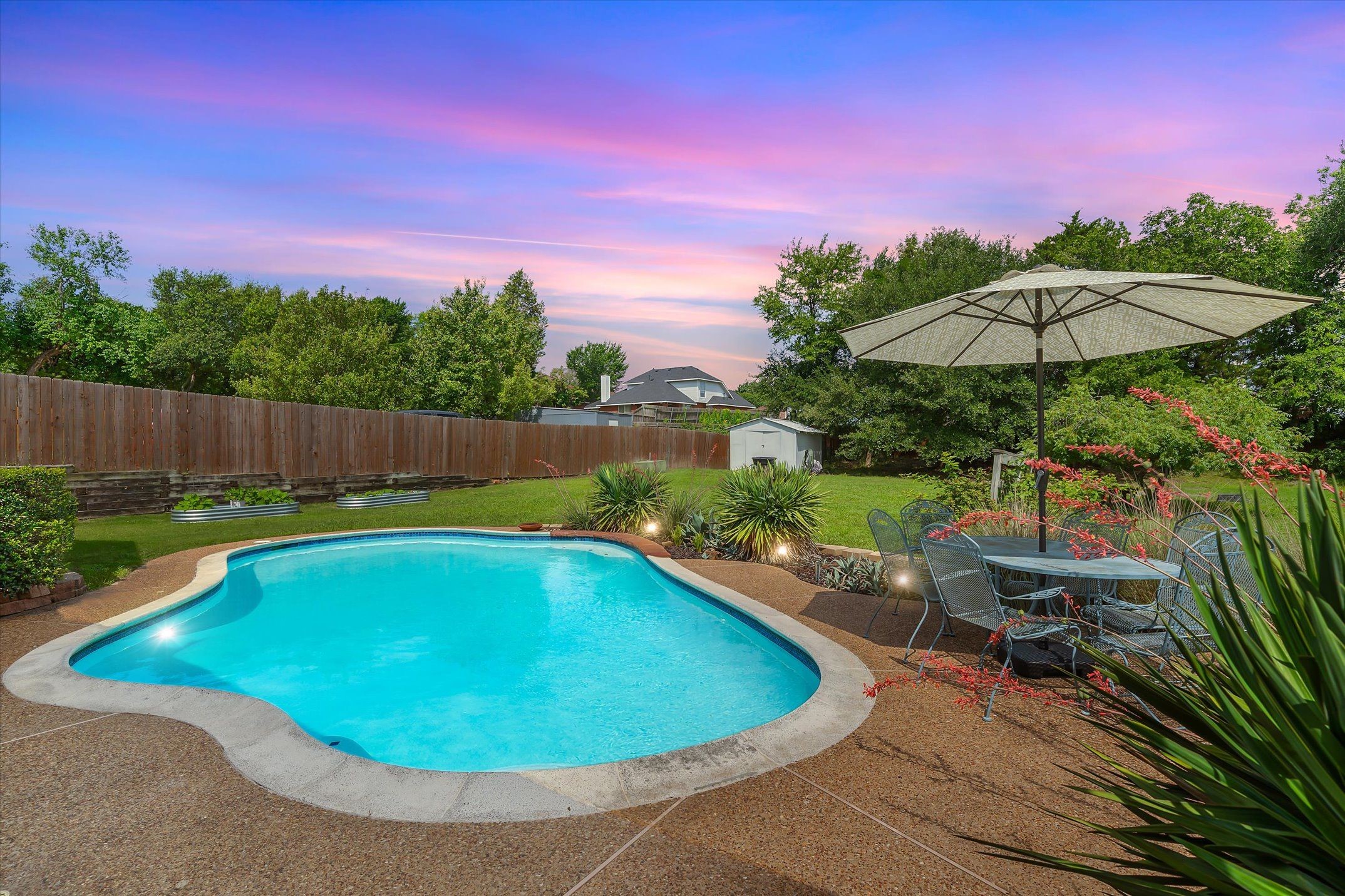 2113 Blackfoot Trail