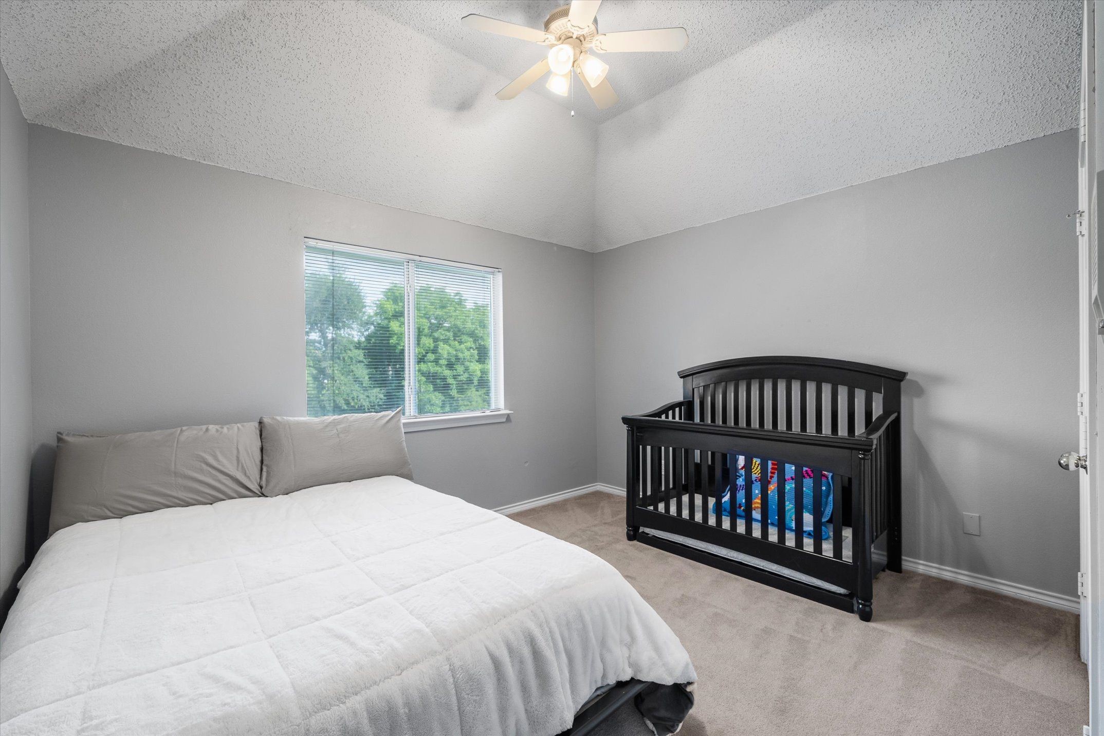 2113 Blackfoot Trail