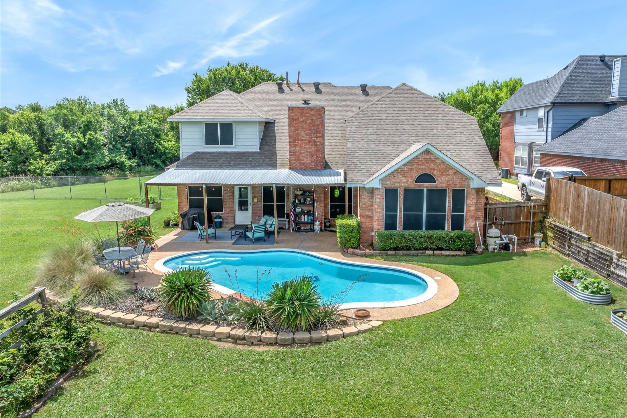 2113 Blackfoot Trail