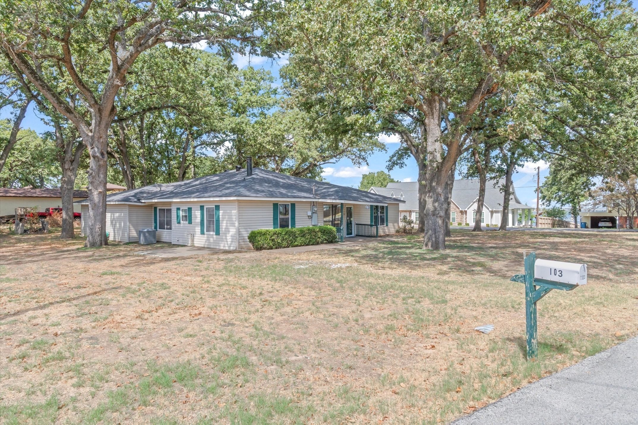 103 Harbor Haven Street