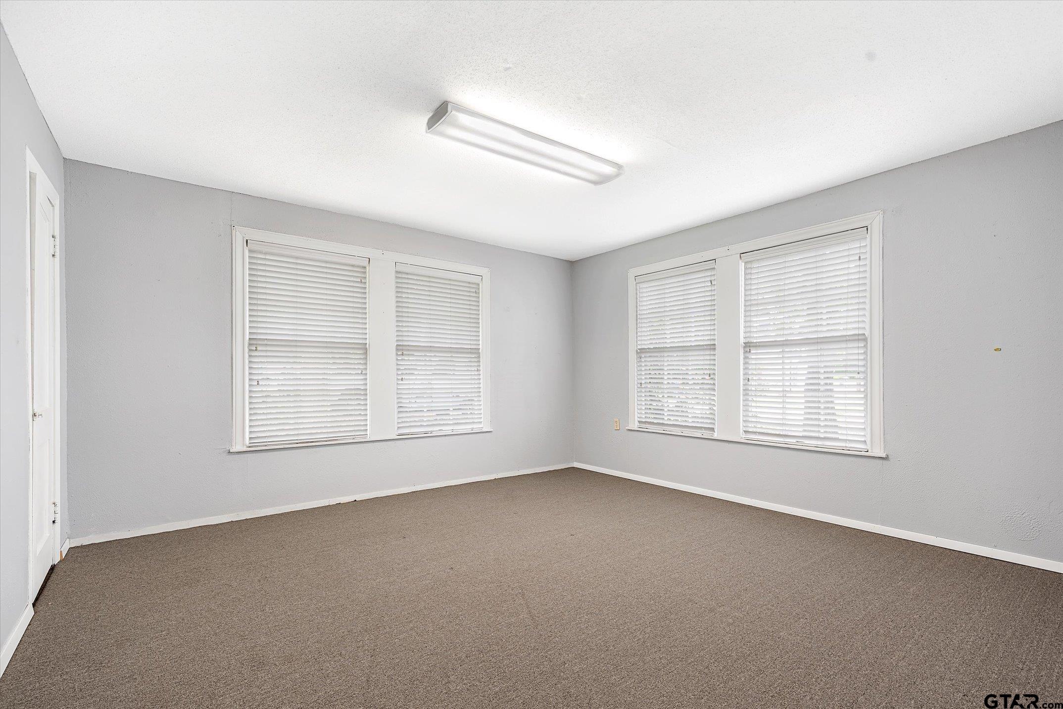 106 S College Street