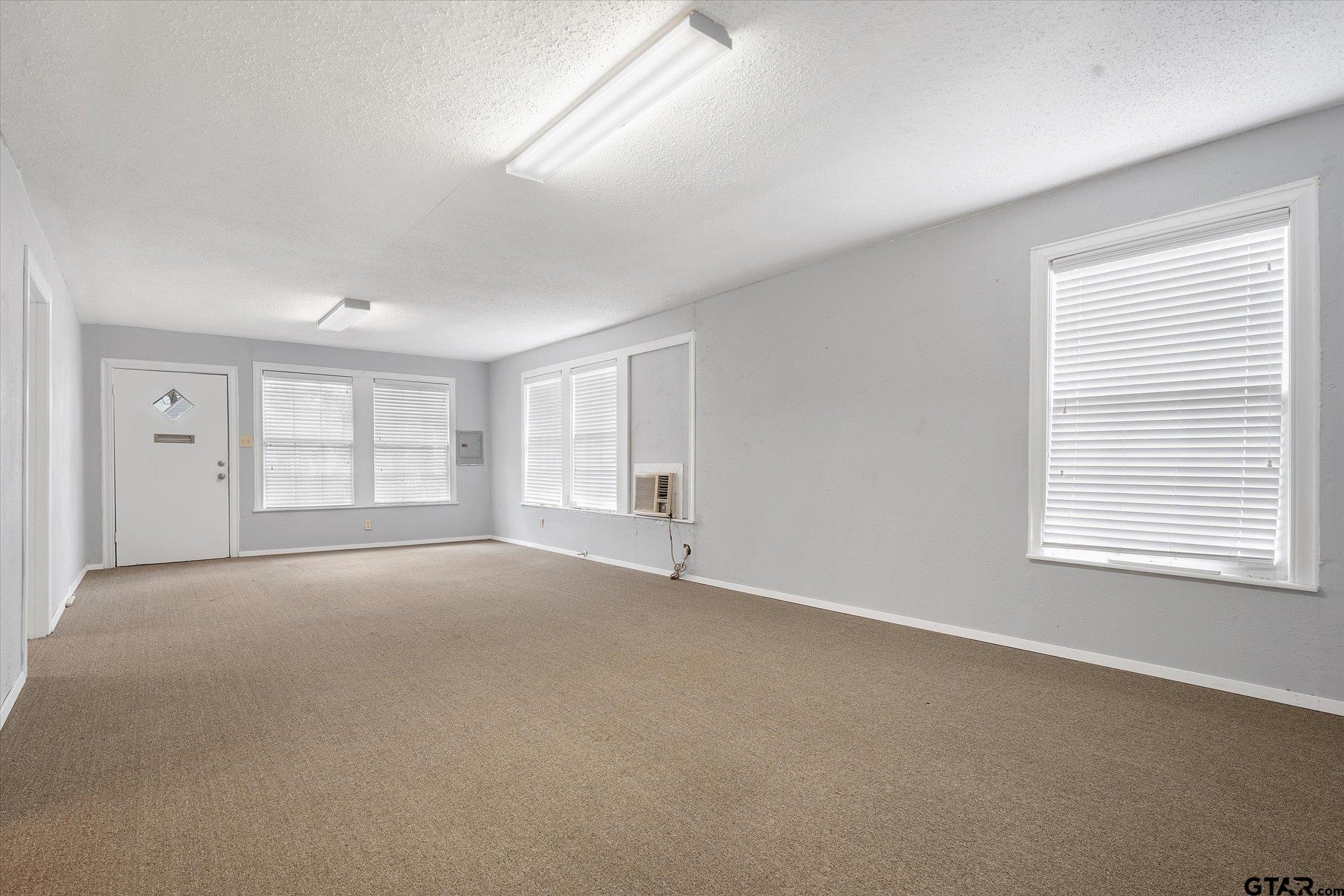 106 S College Street