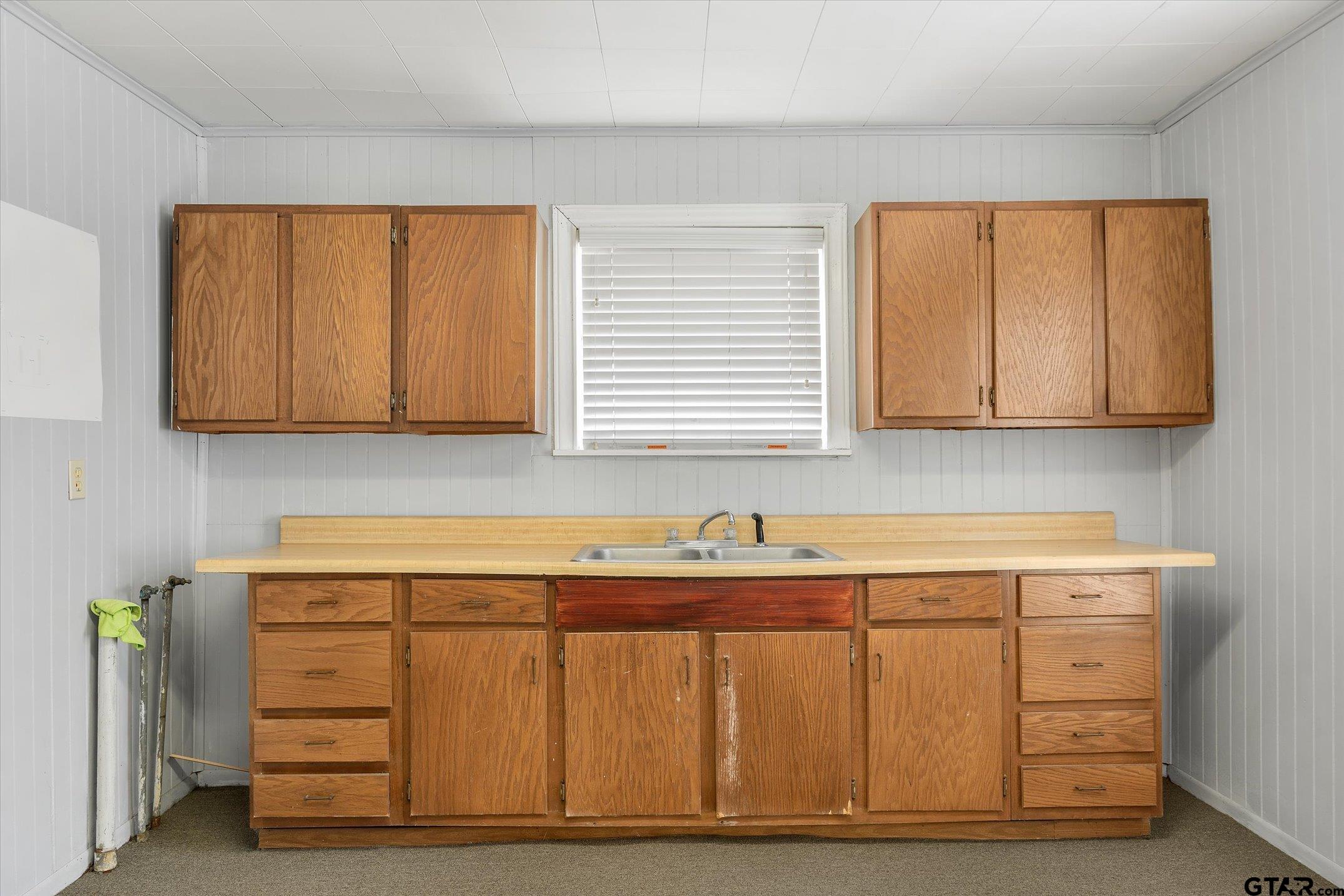 106 S College Street