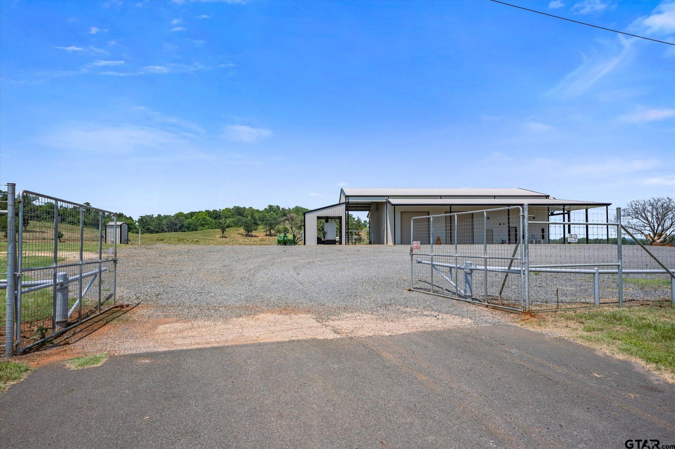 1547 E State Highway 204