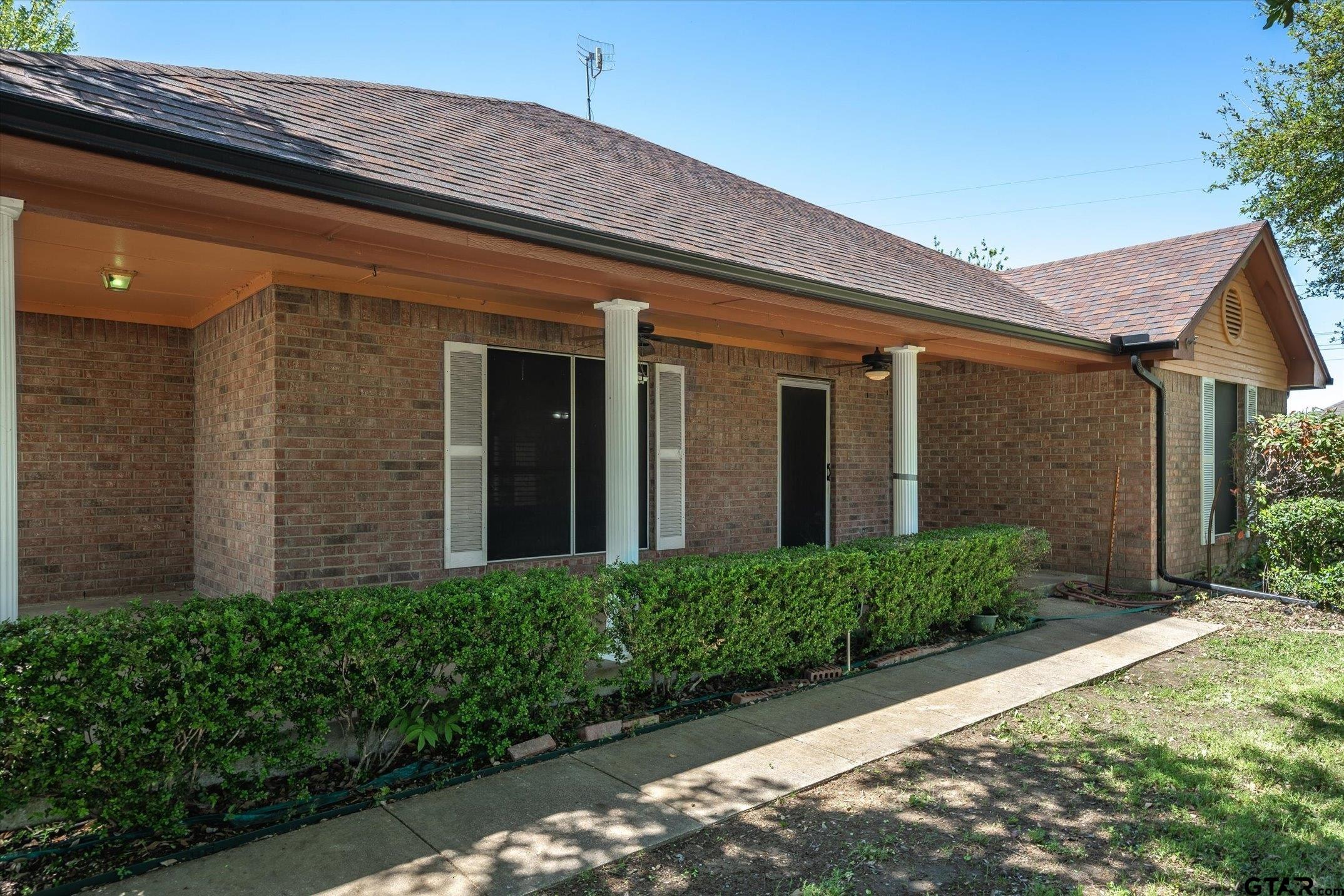 515 N FM 1389