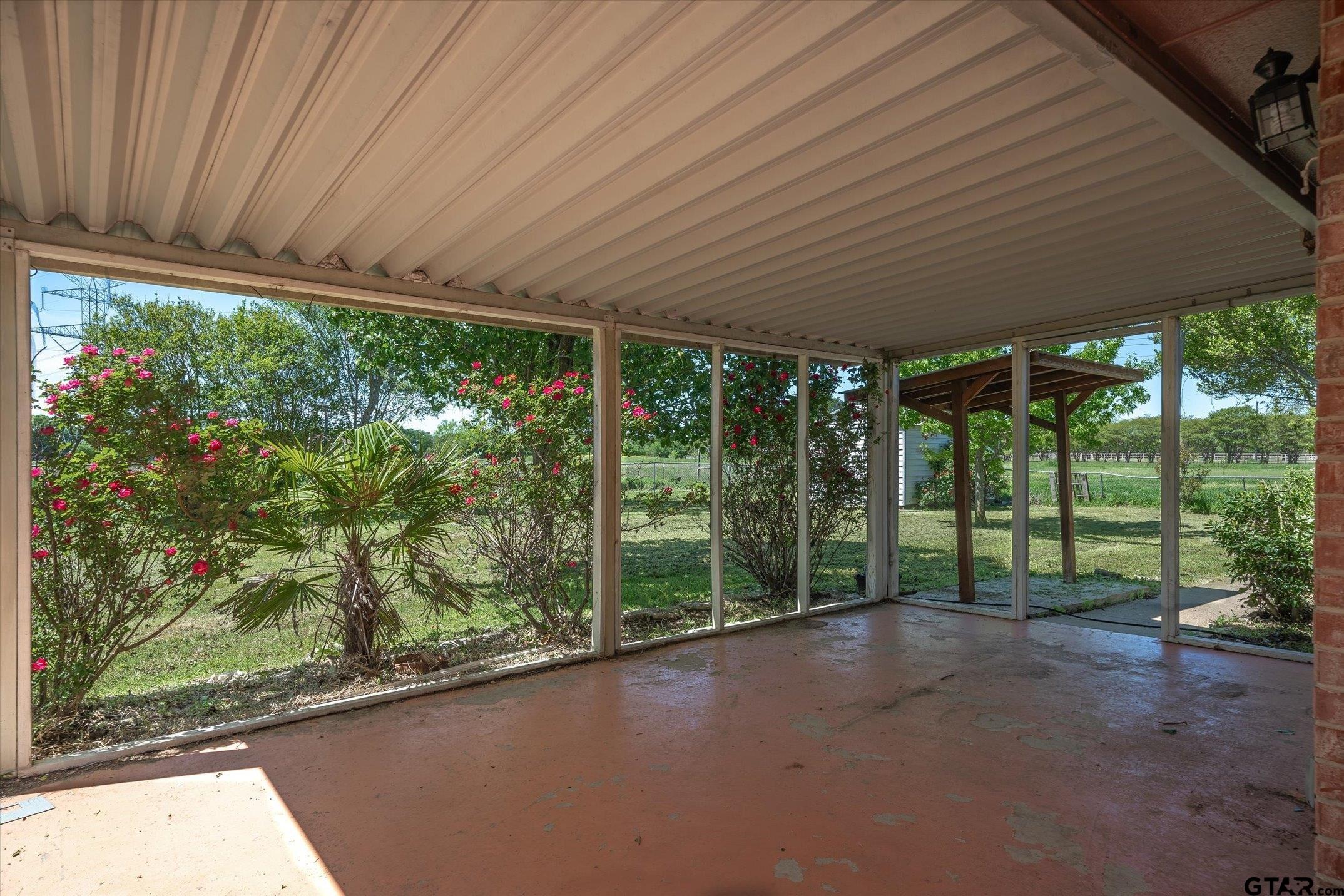 515 N FM 1389