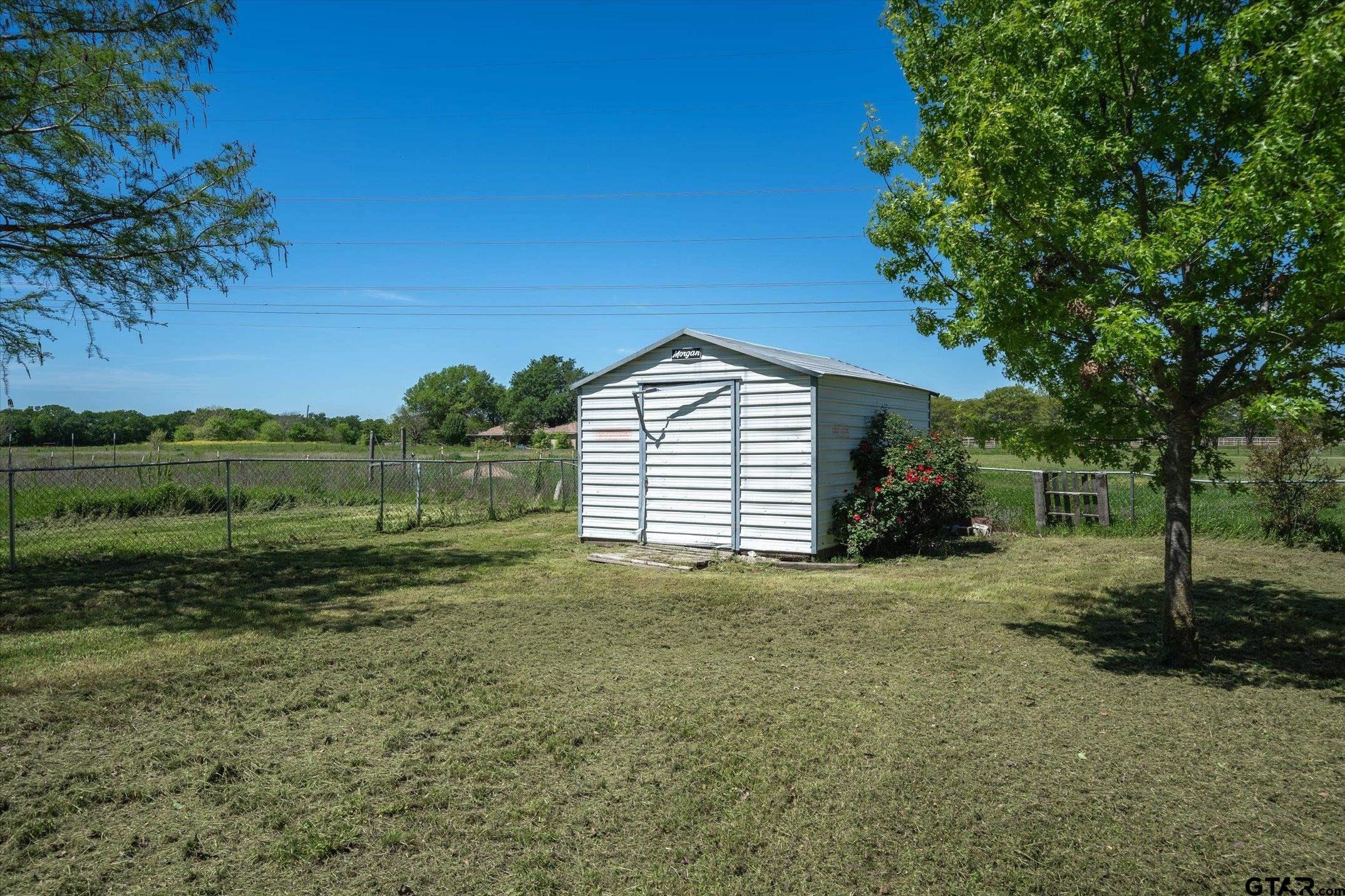 515 N FM 1389
