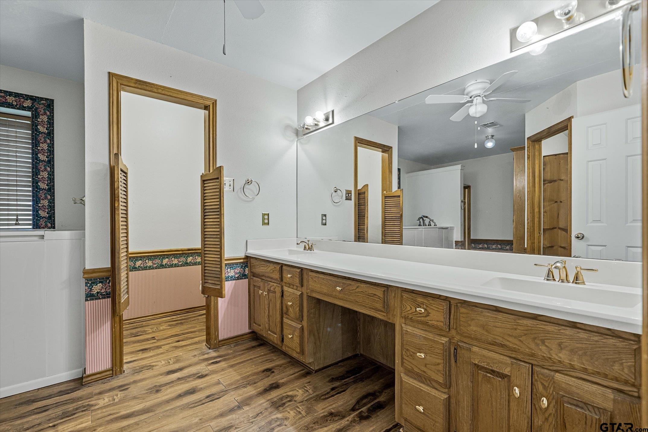 515 N FM 1389