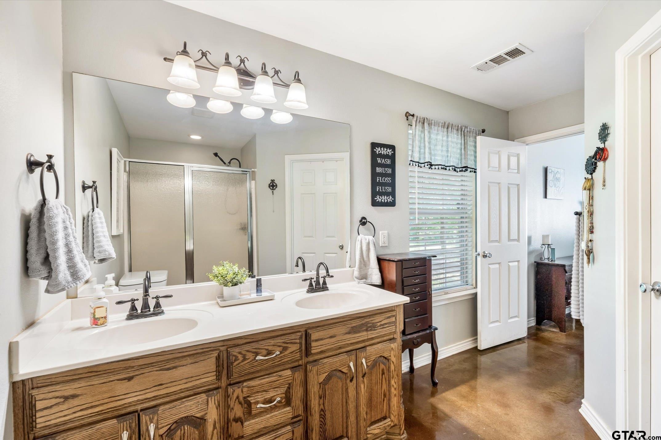106 VZ County Road 4814