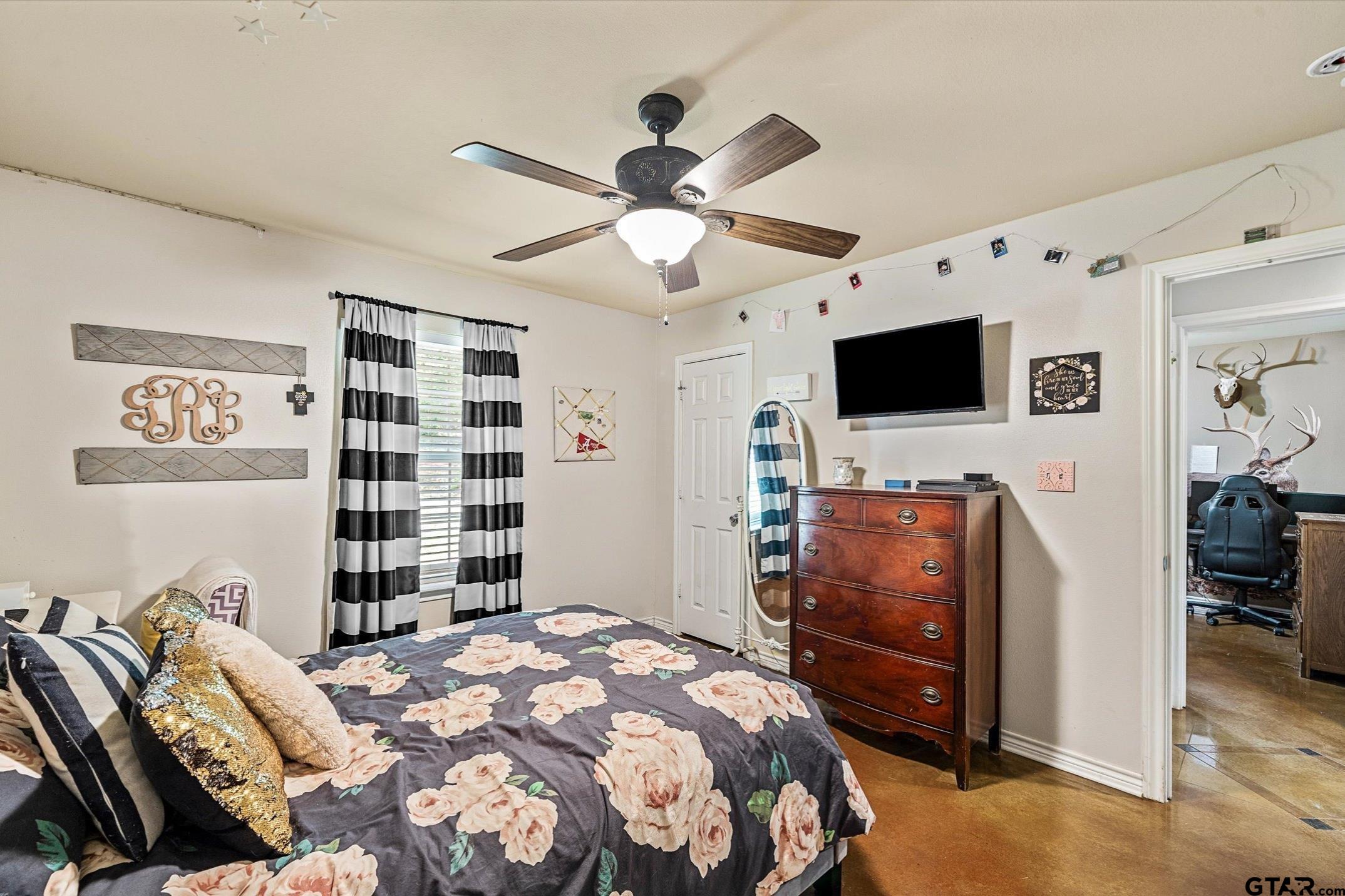 106 VZ County Road 4814