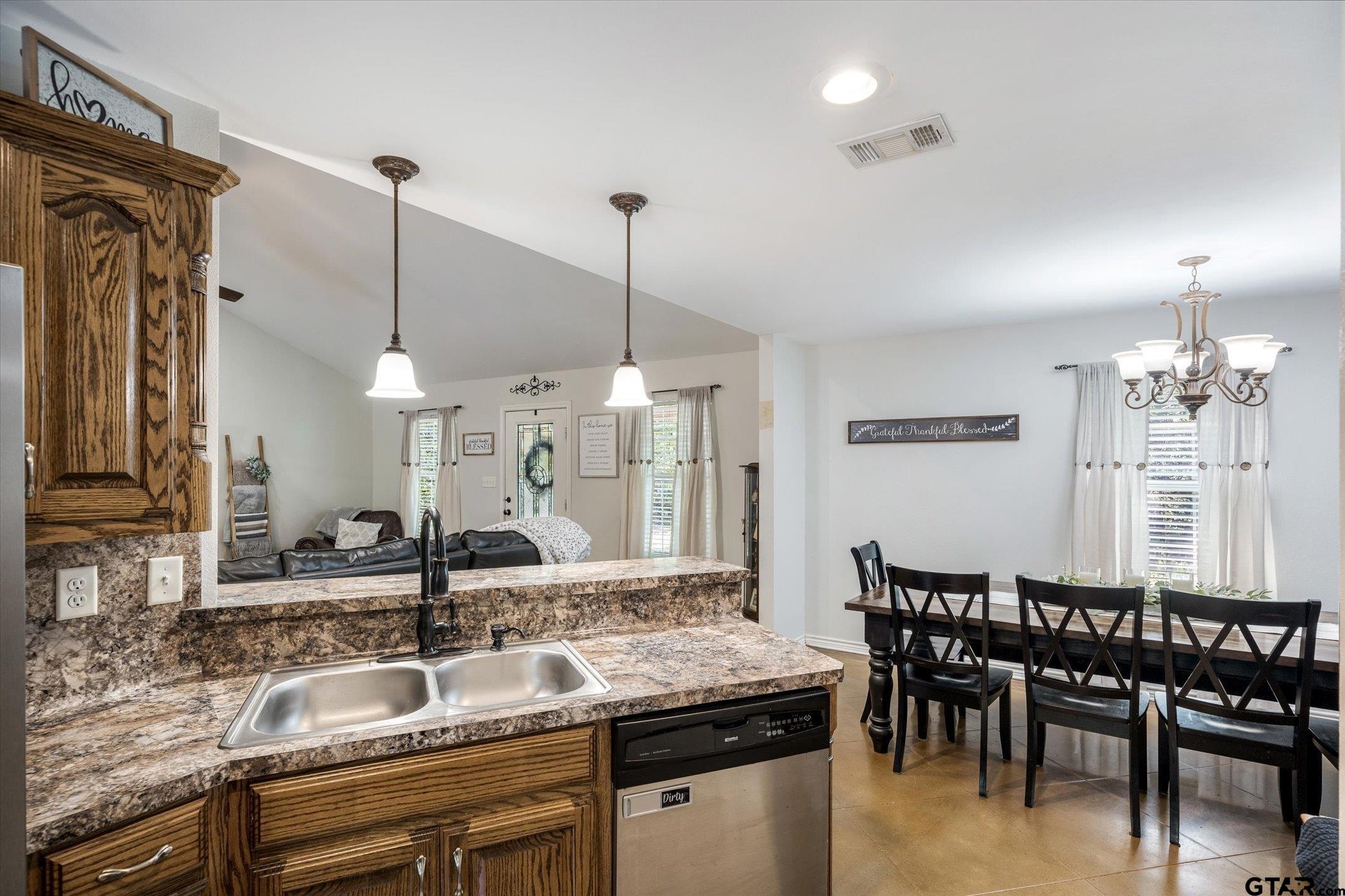 106 VZ County Road 4814