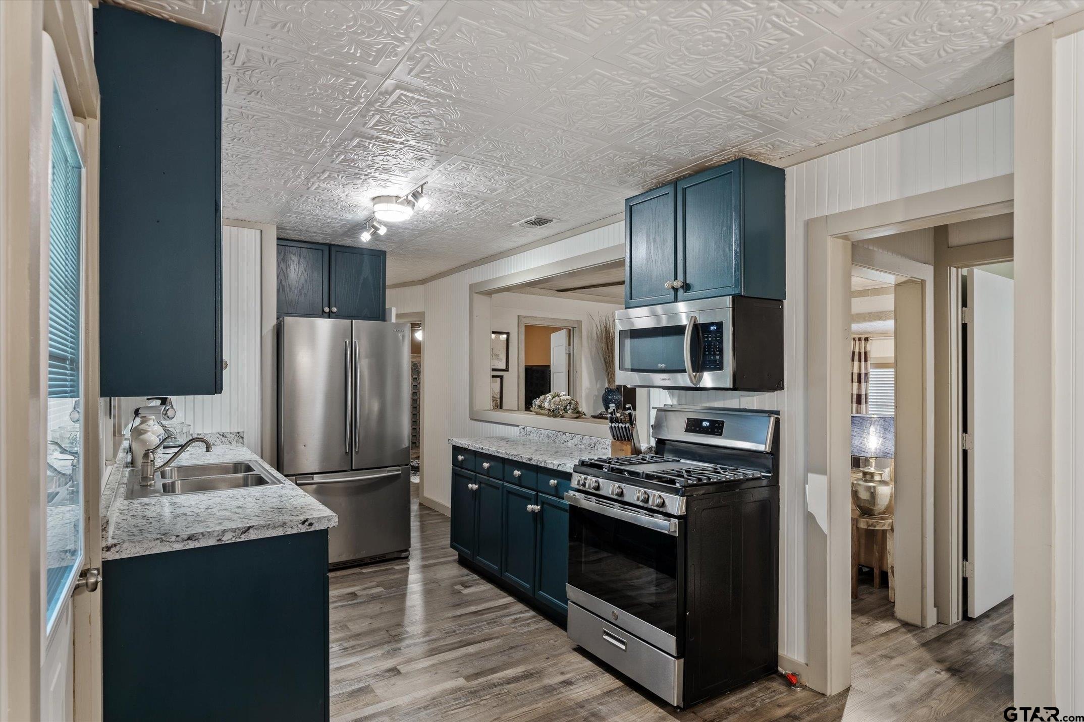 5686 County Road 323