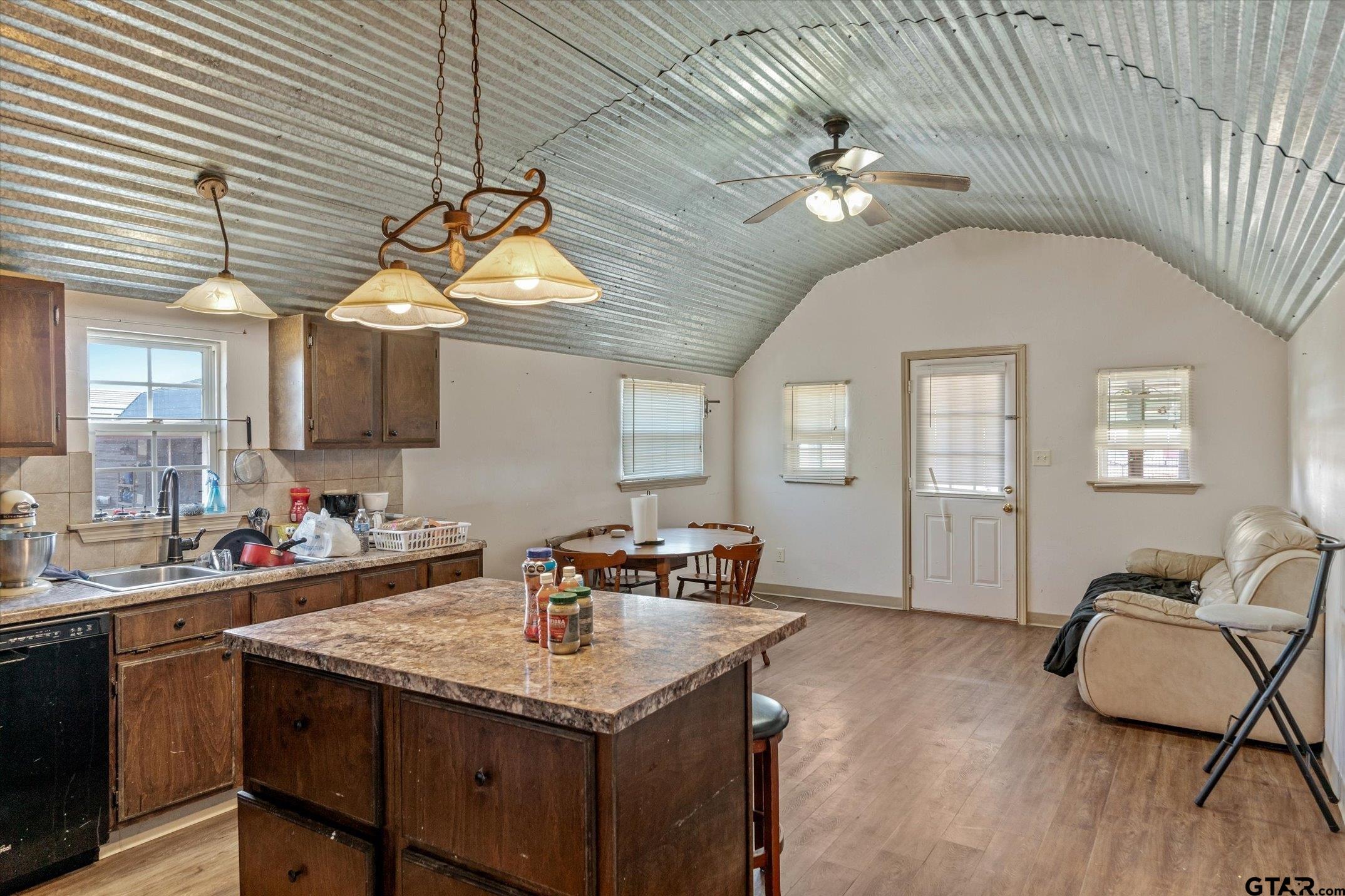 622 VZ County Road 3424
