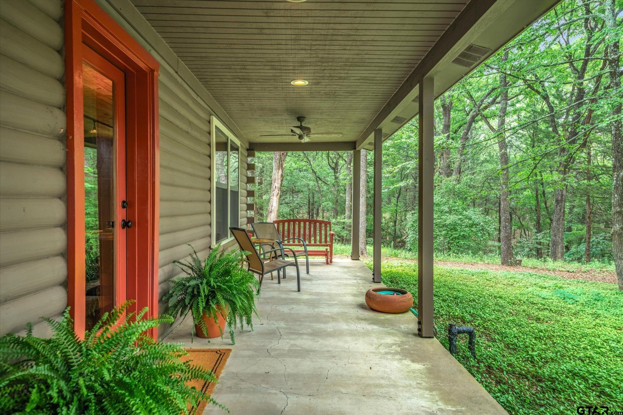 203 Private Road 3780
