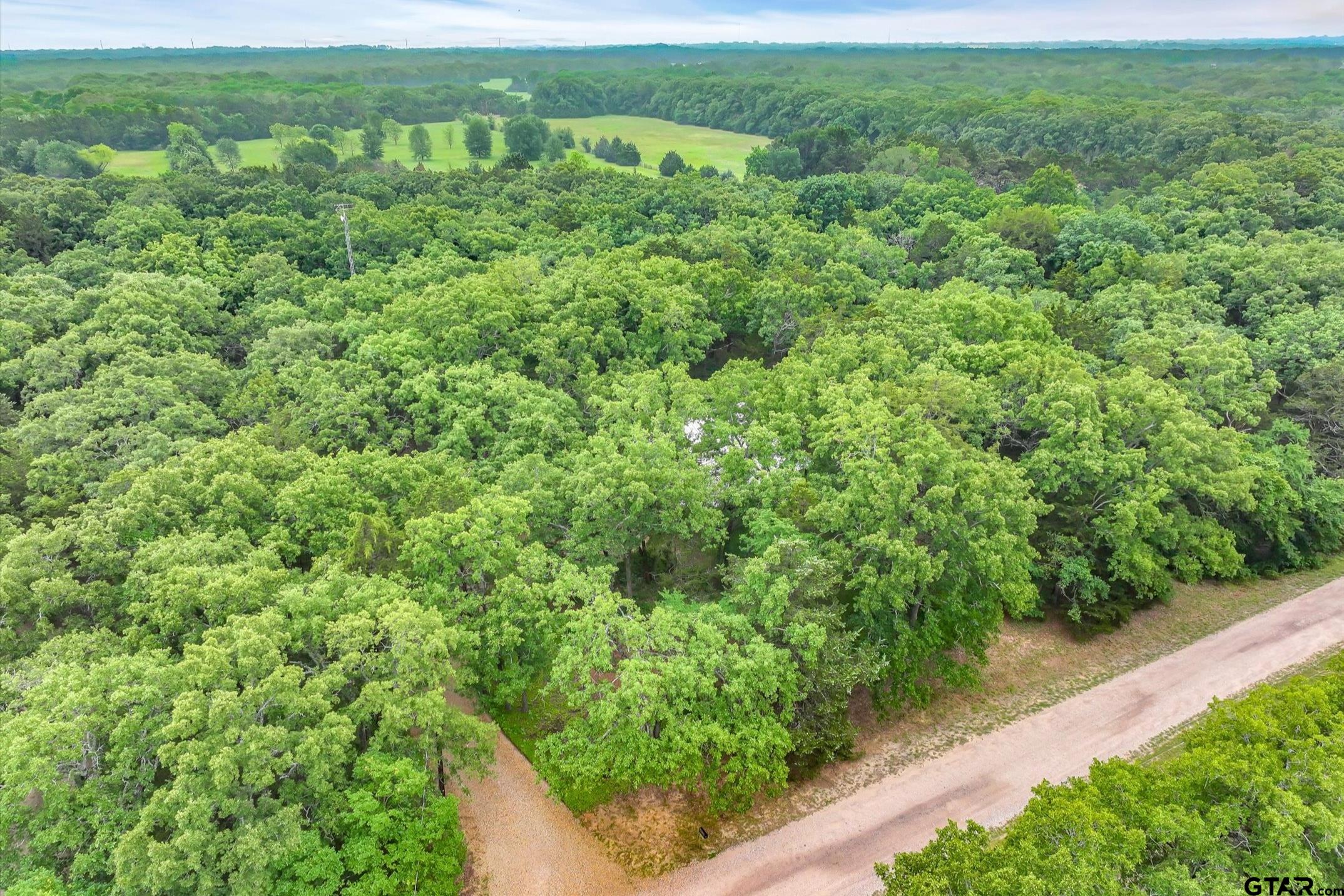 203 Private Road 3780