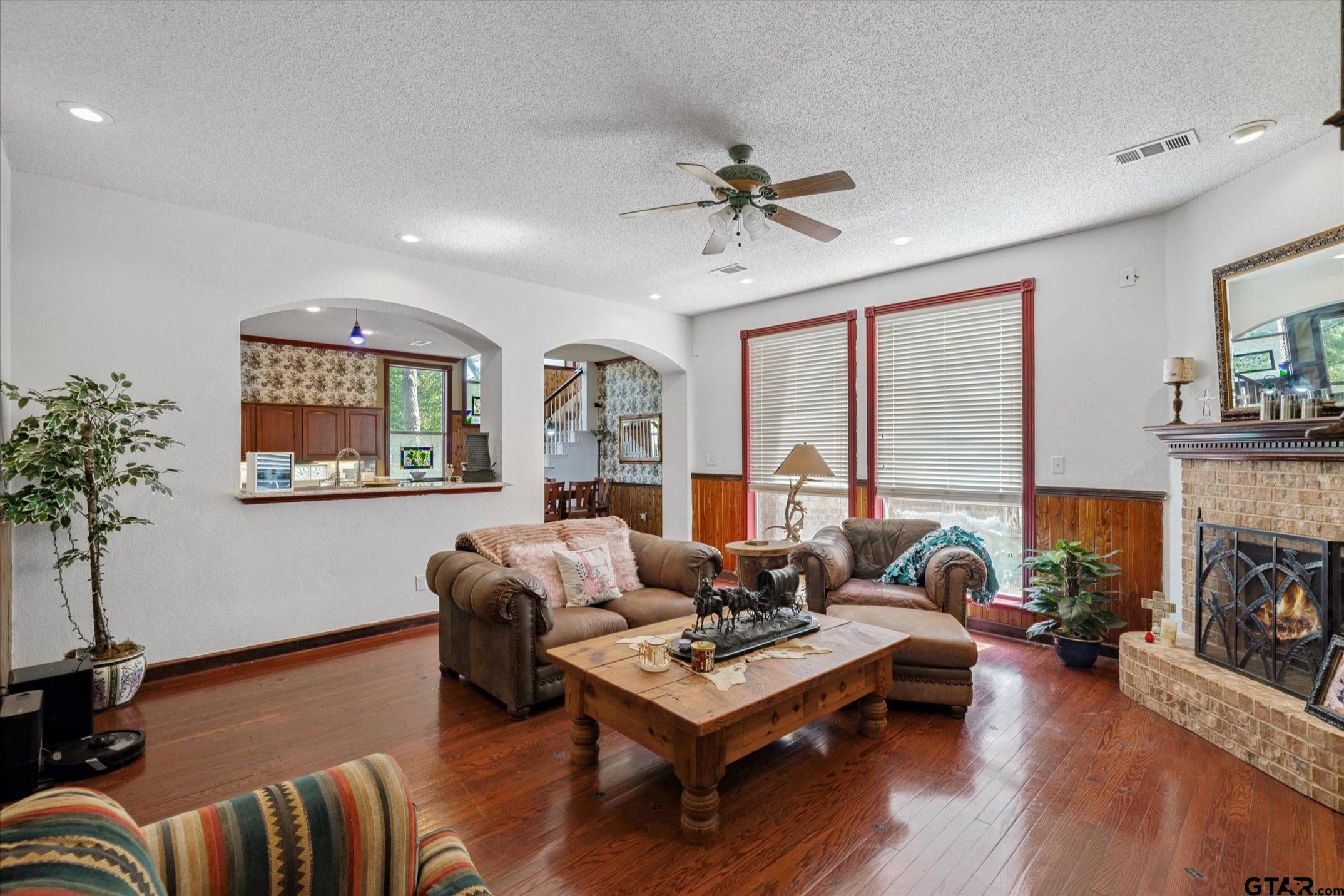 901 Hampstead Drive