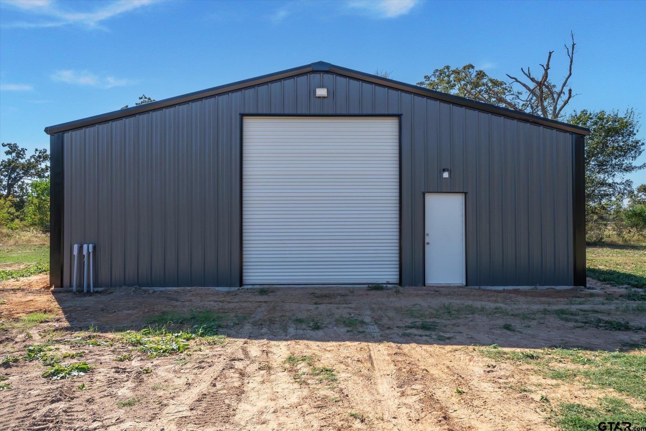 806 County Road 2918