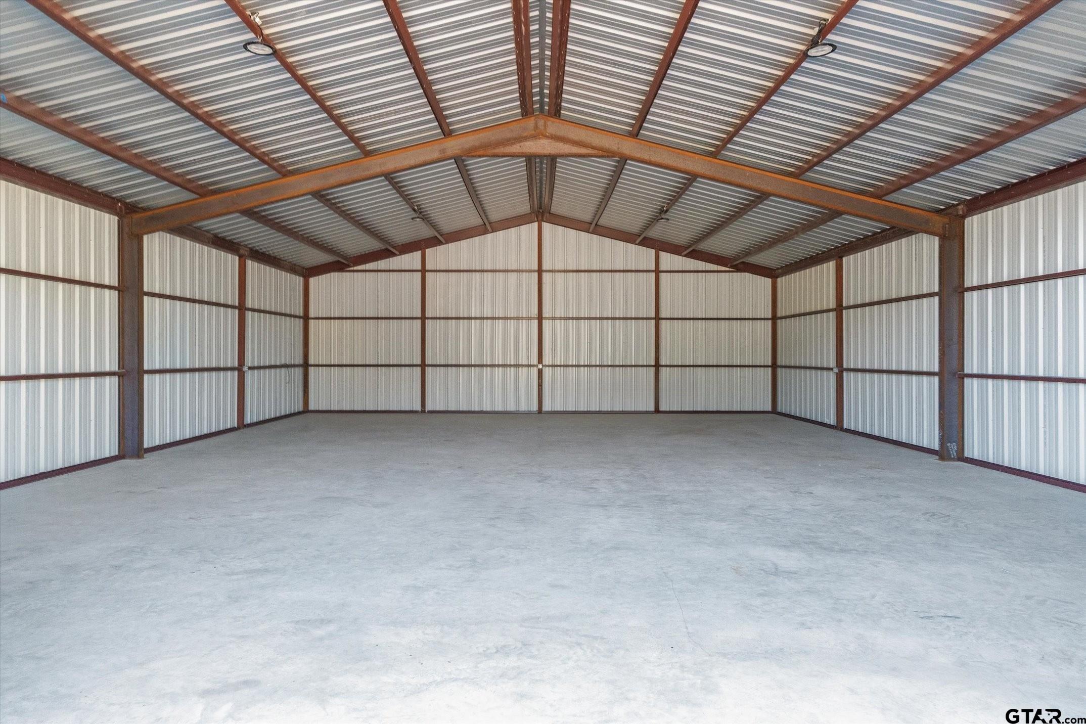 806 County Road 2918