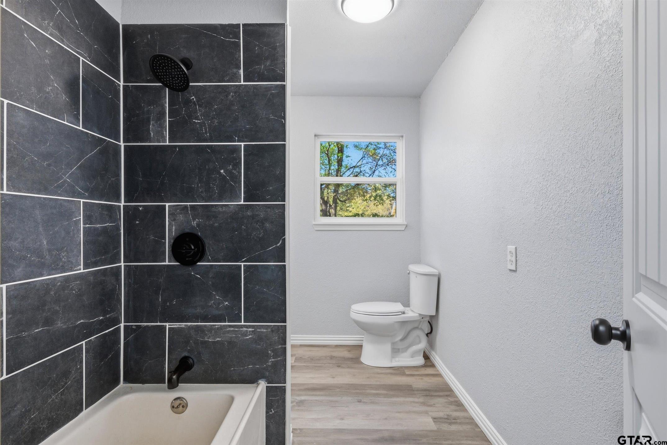 9952 Briar Cove