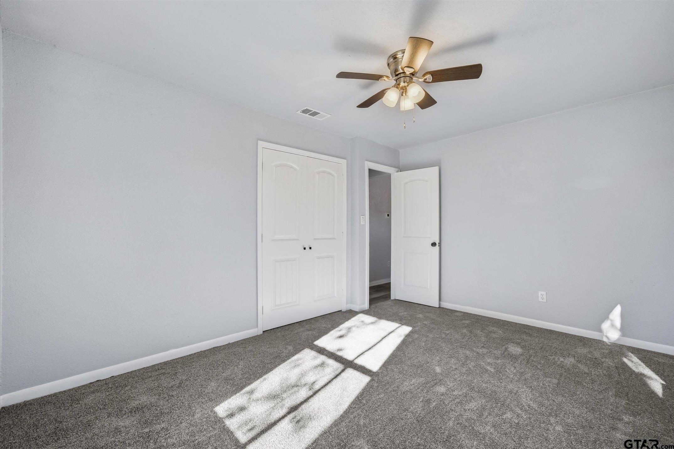 9952 Briar Cove