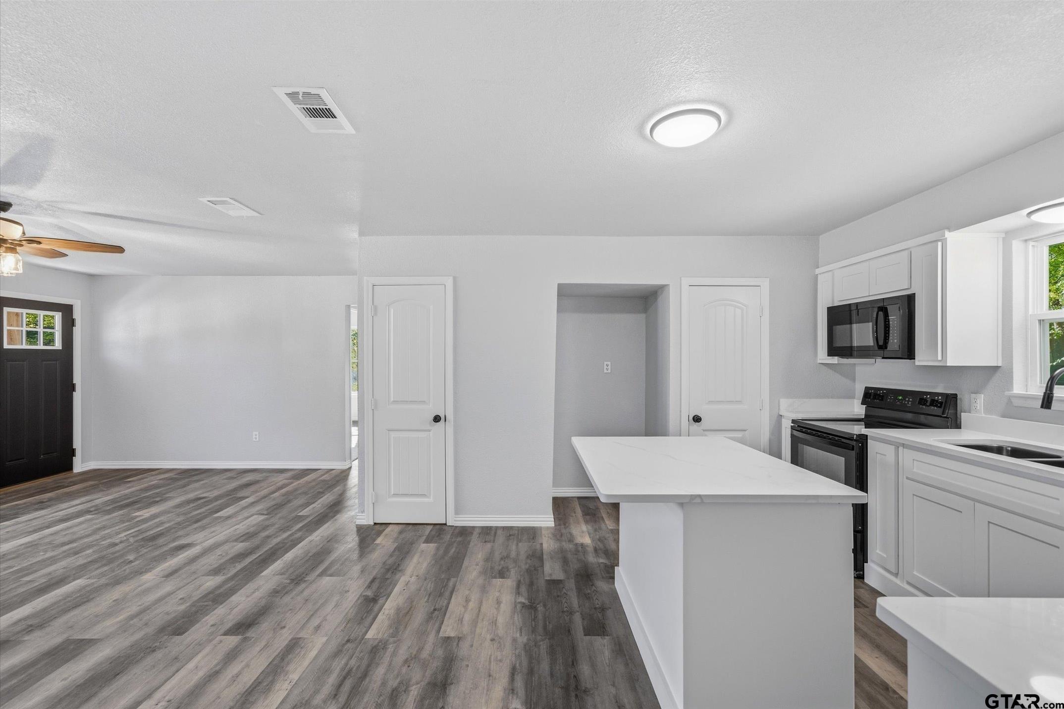 9952 Briar Cove