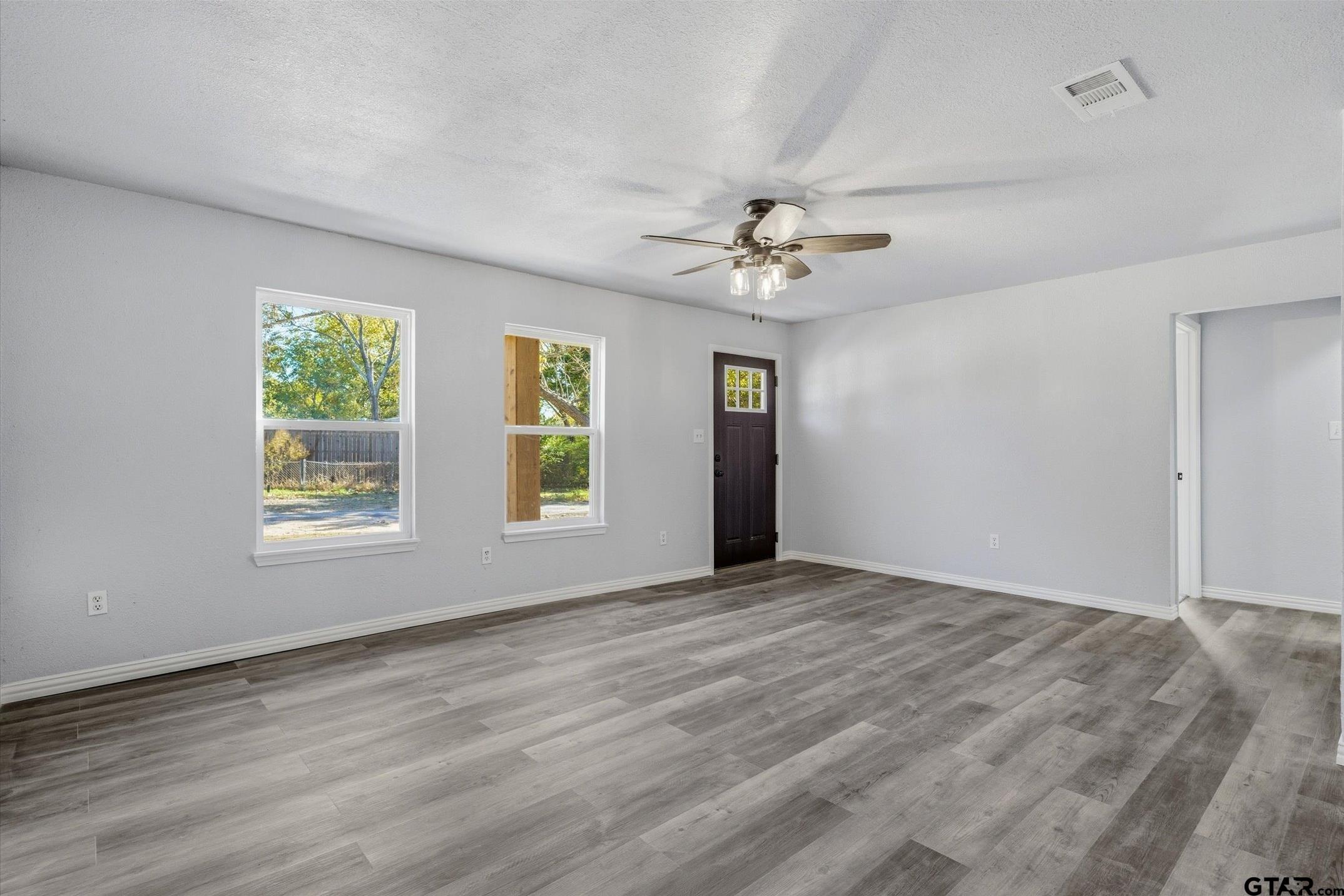 9952 Briar Cove
