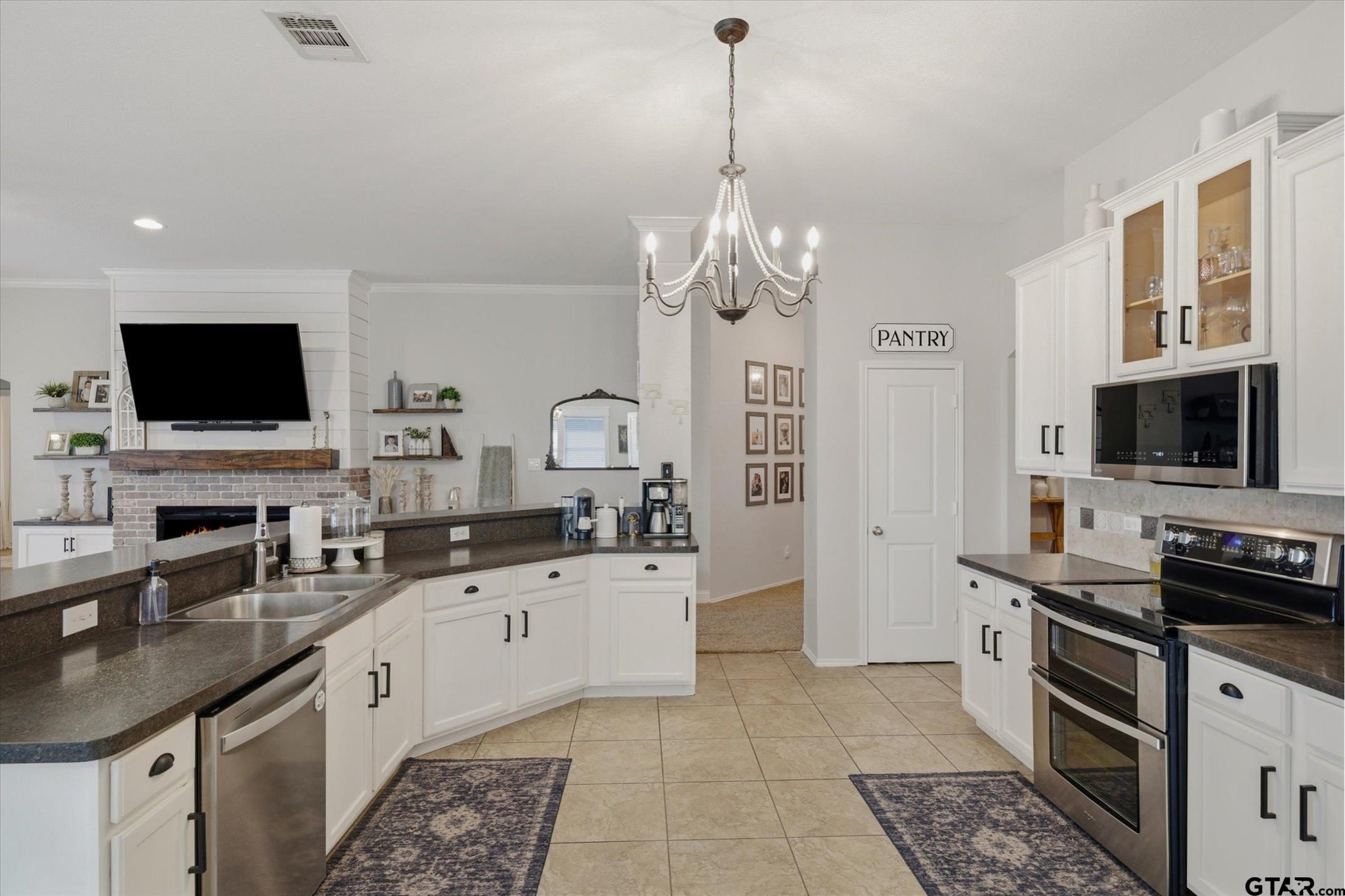 131 Cherrytree Trail