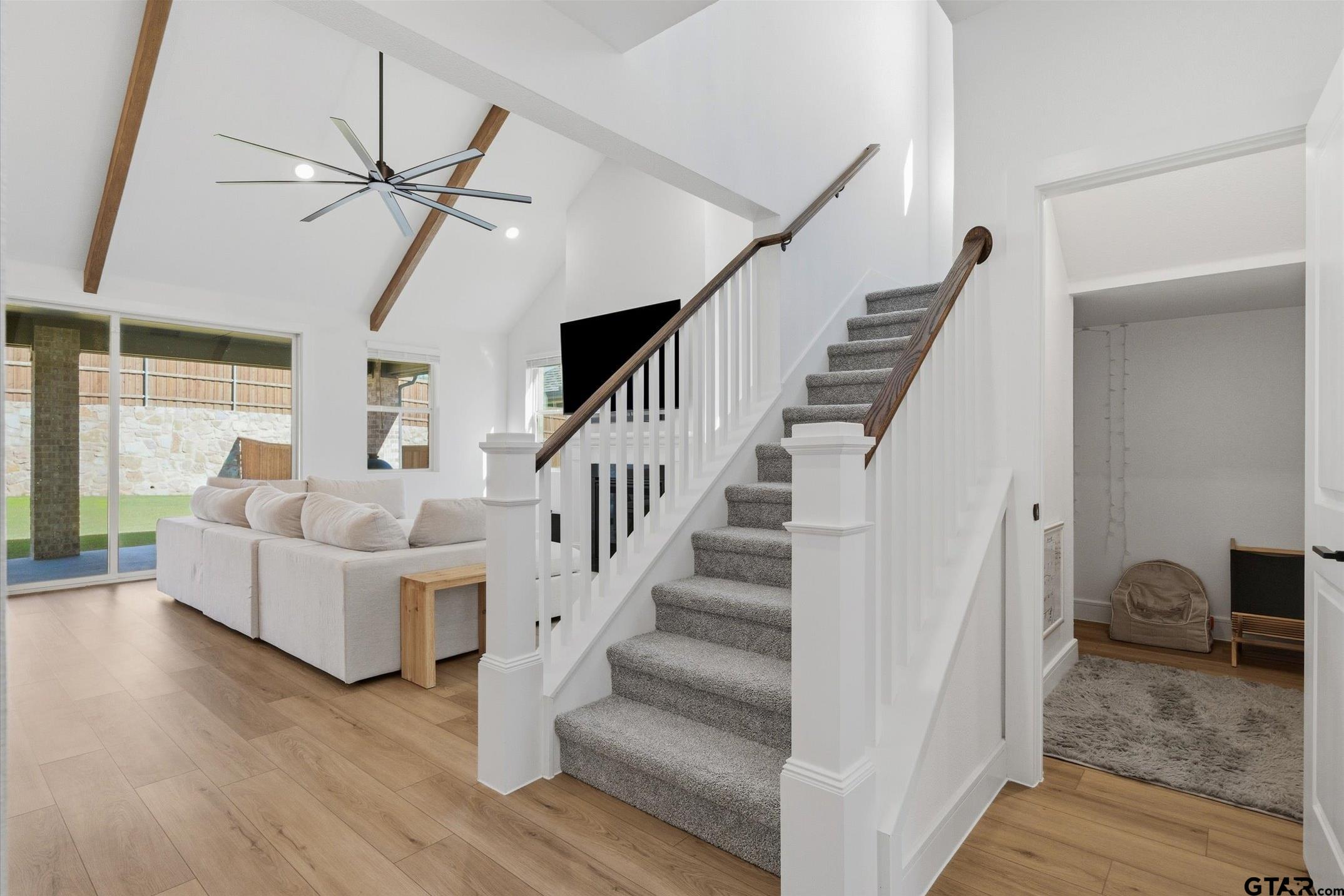 1018 Bleriot Drive