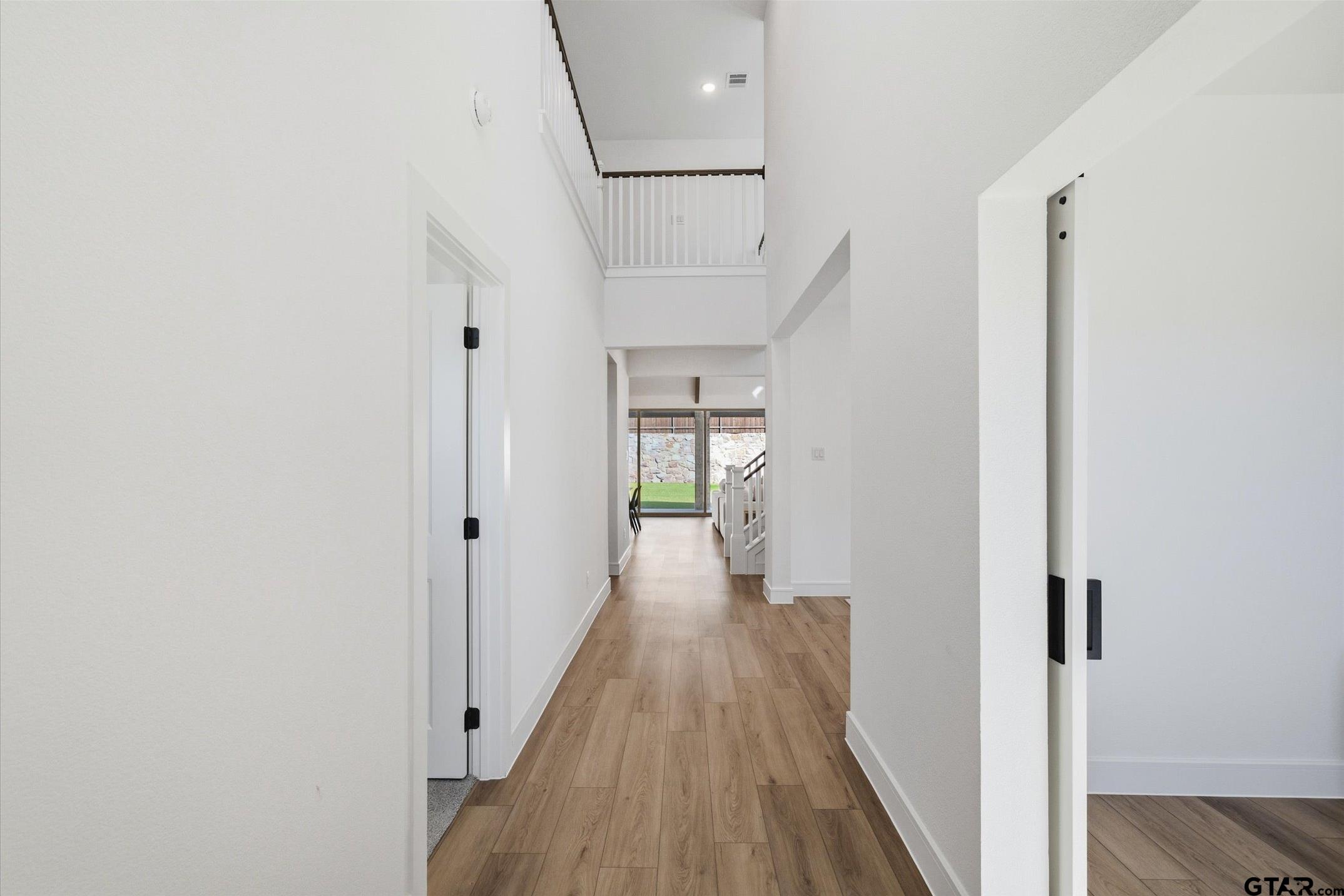 1018 Bleriot Drive