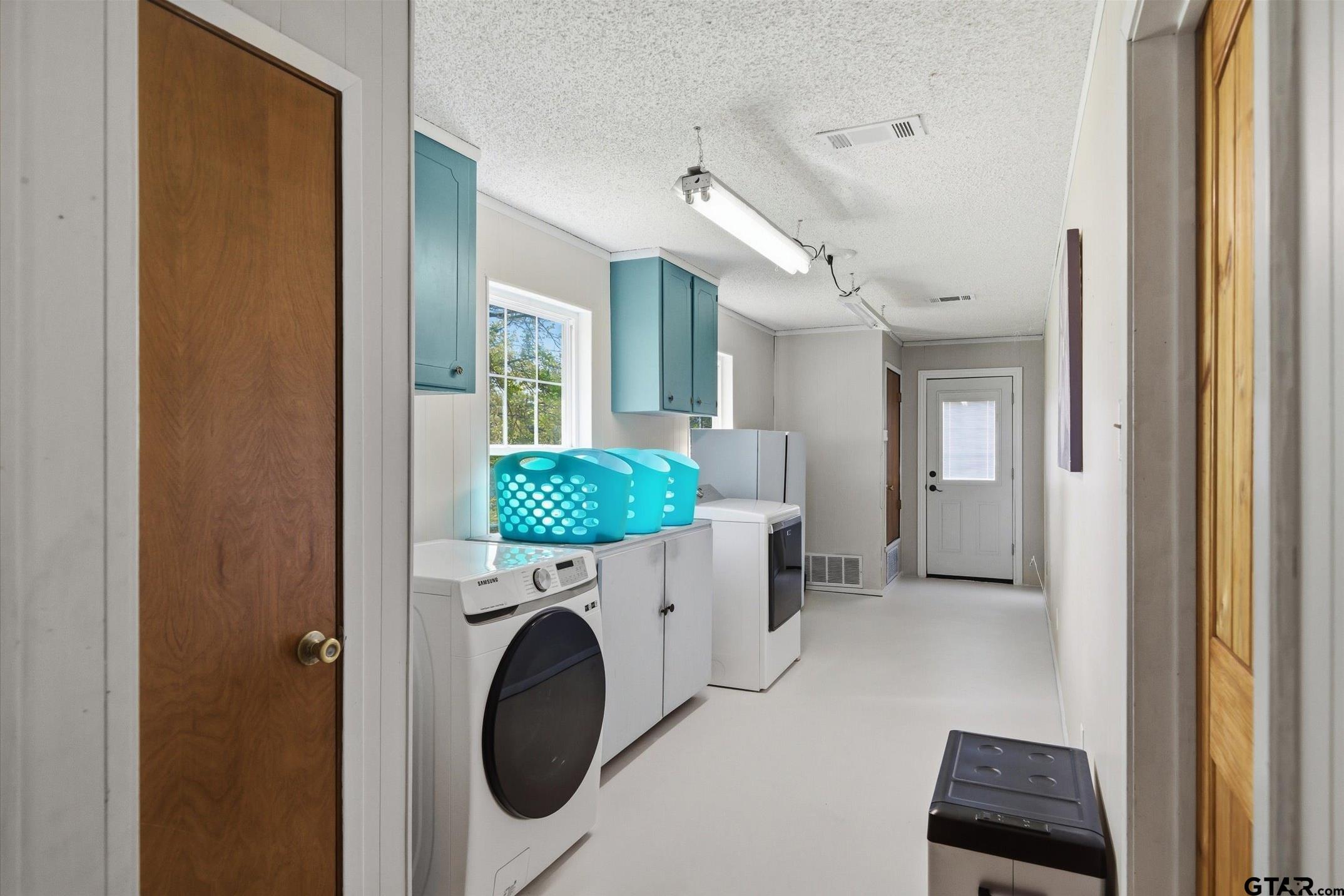 7142 S FM 148