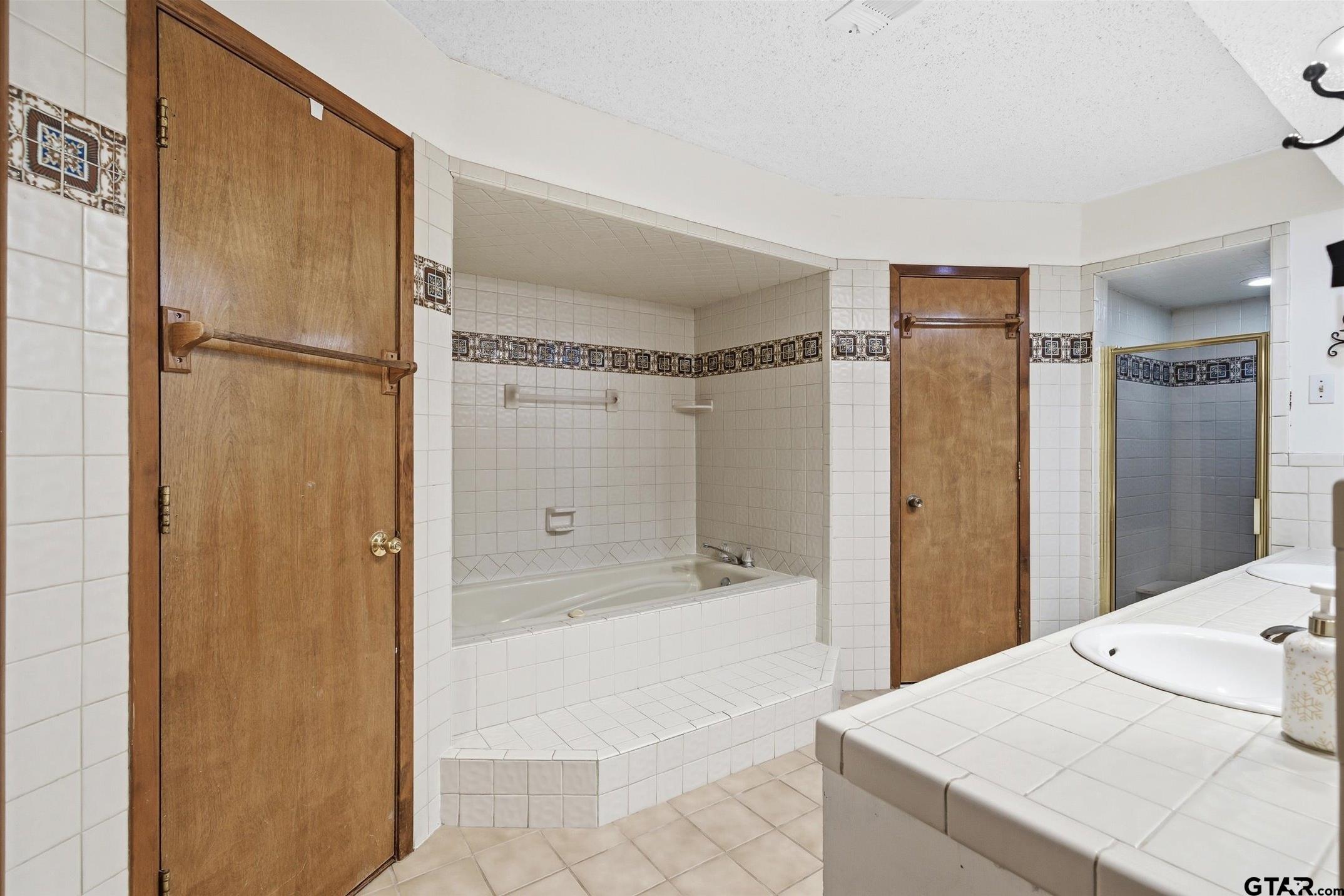 7142 S FM 148