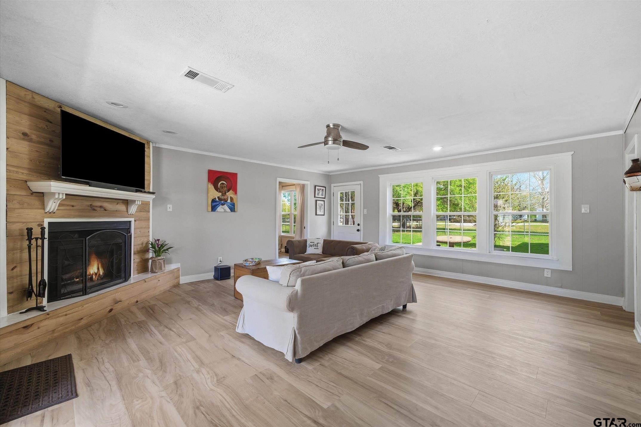 7142 S FM 148