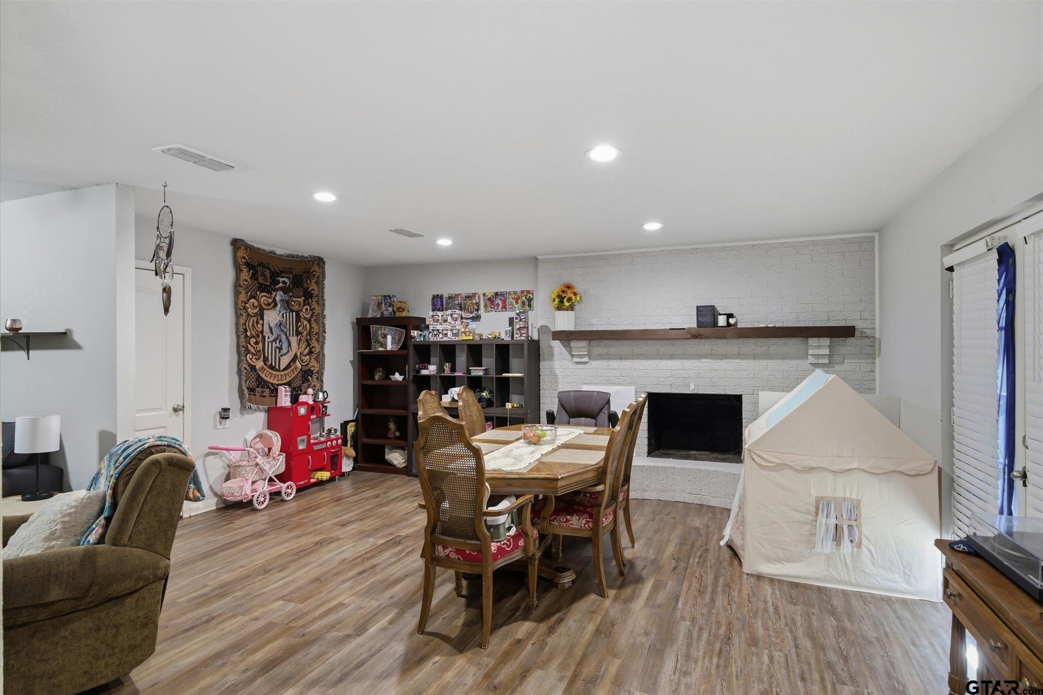123 Harmon Road