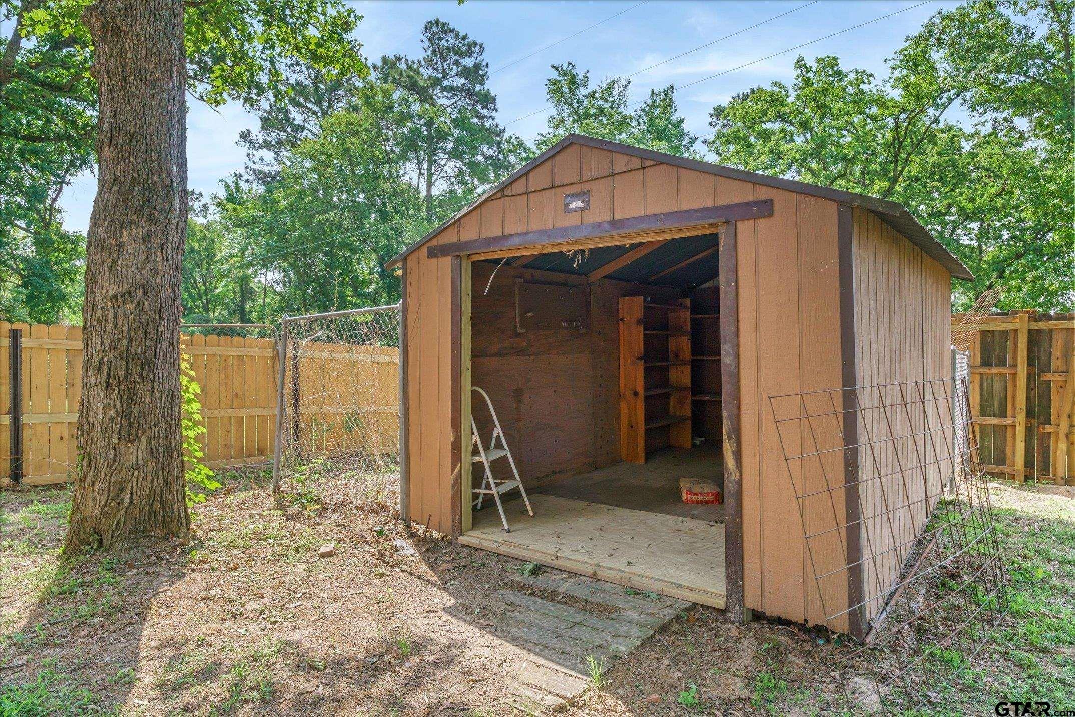 17195 County Road 1263