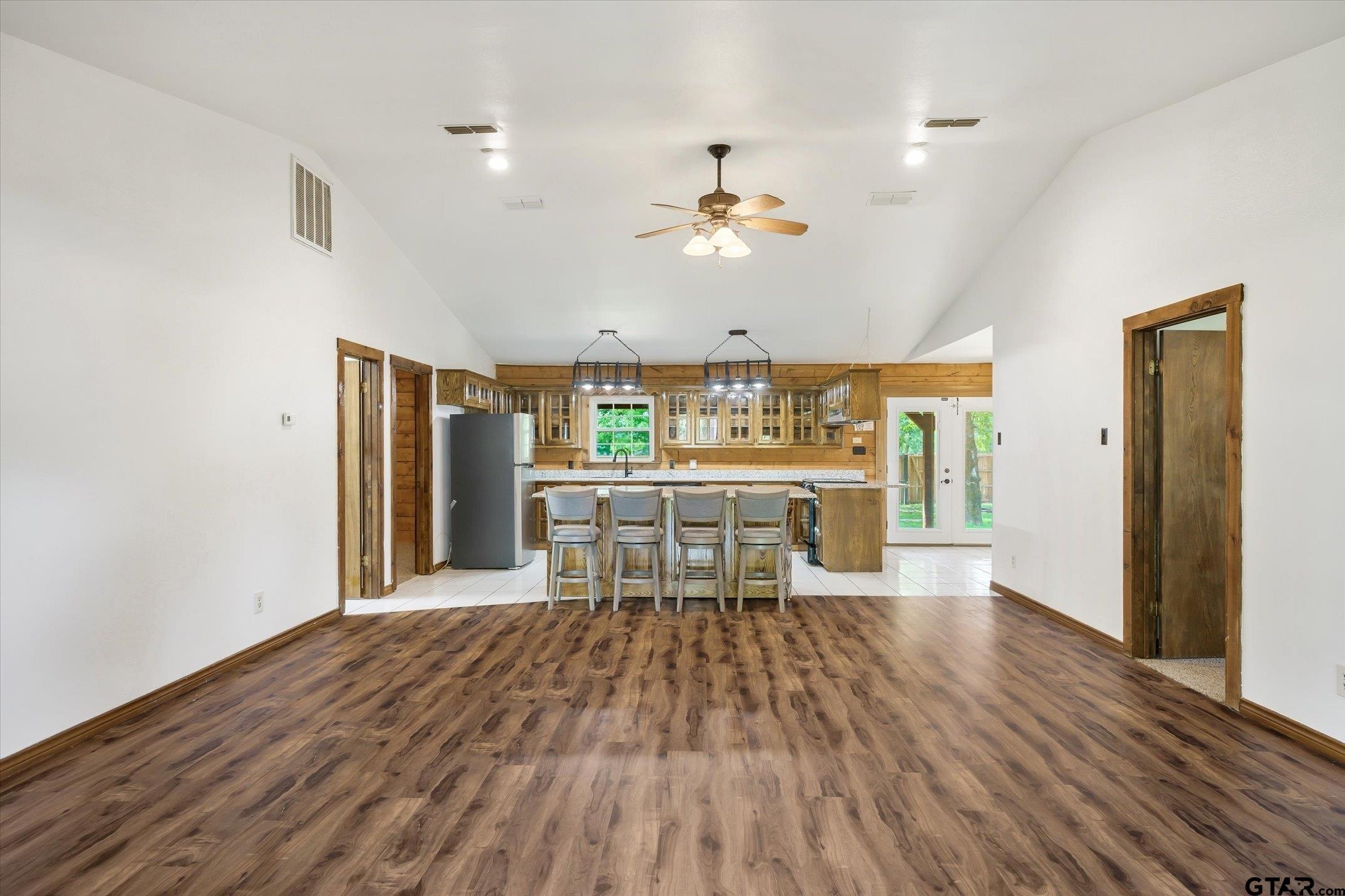 17195 County Road 1263