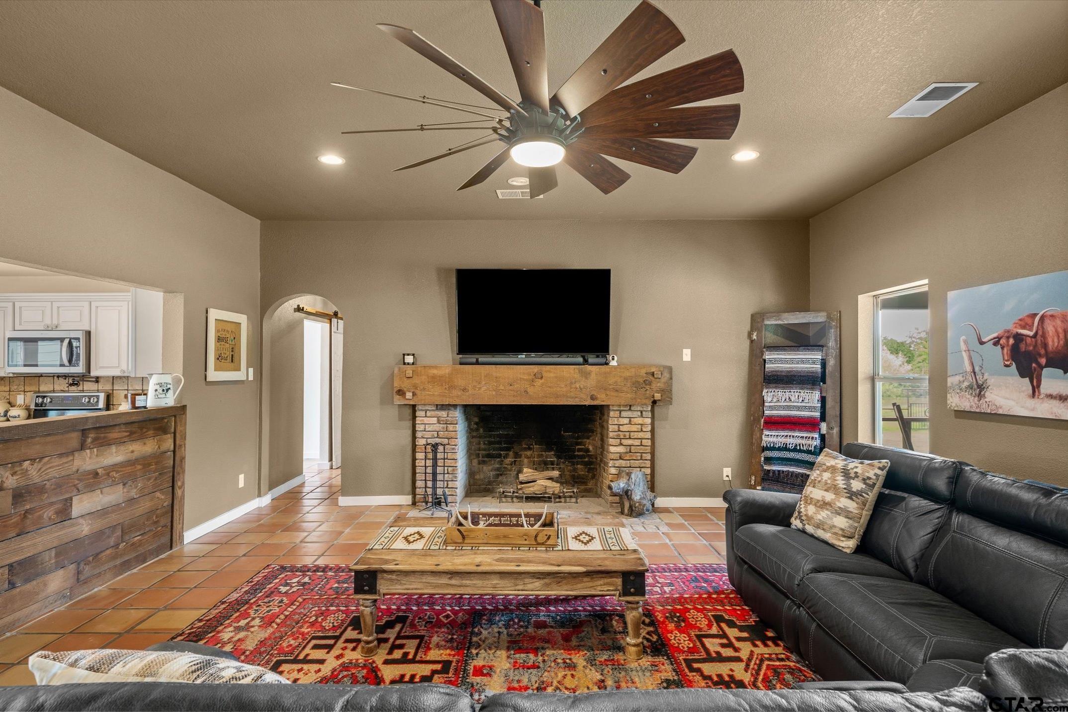 11101 County Road 104