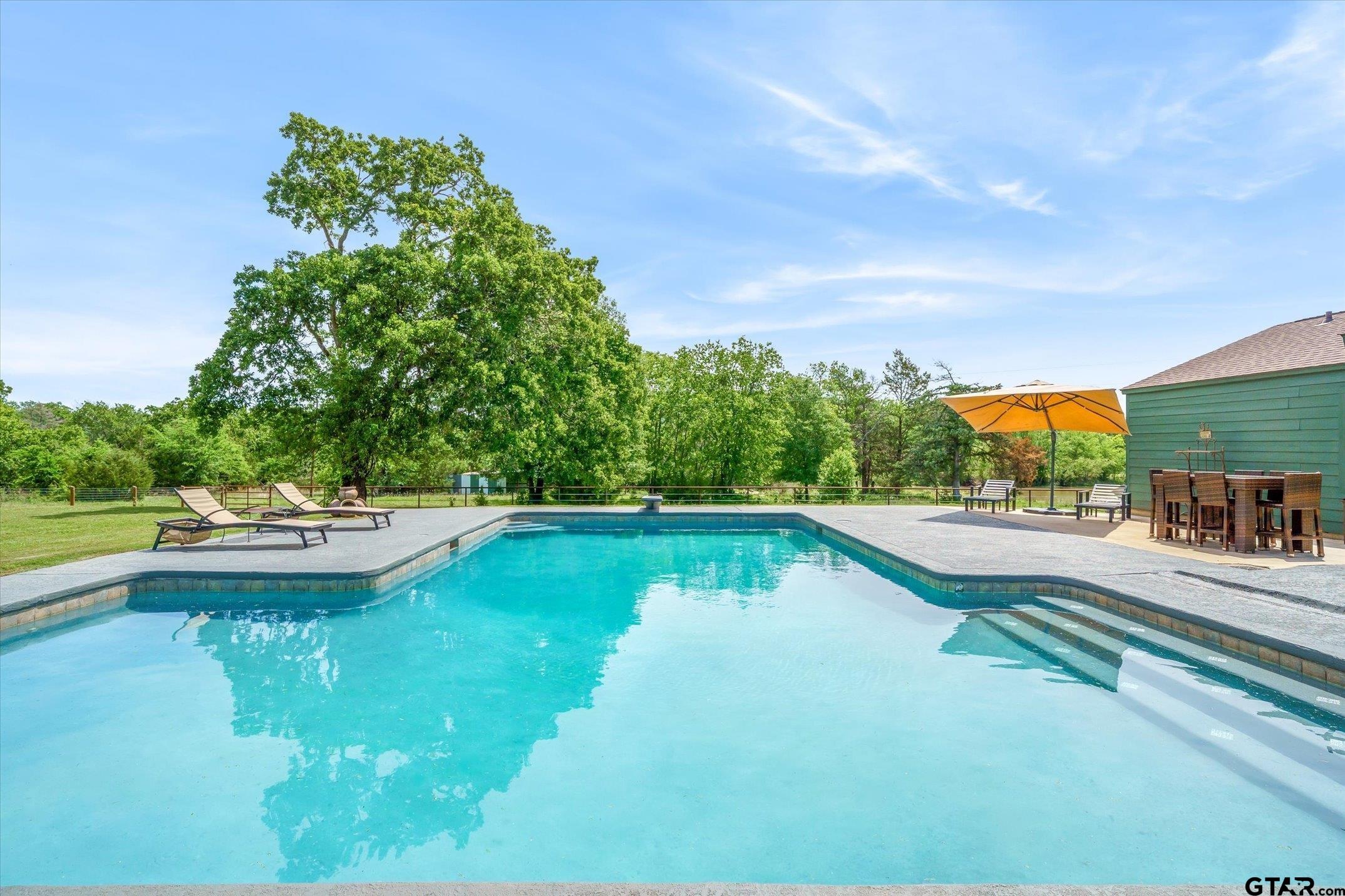 11101 County Road 104