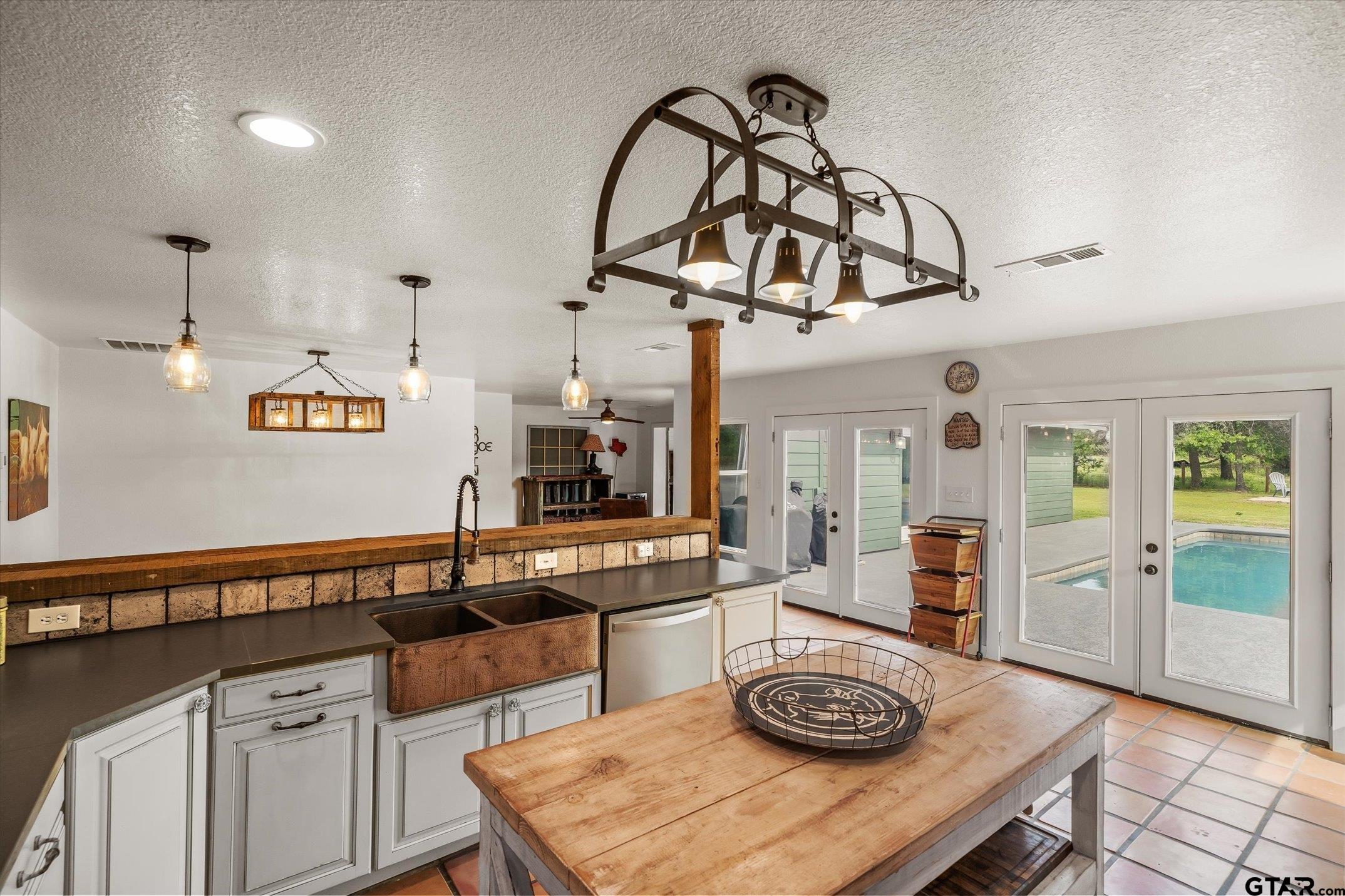 11101 County Road 104