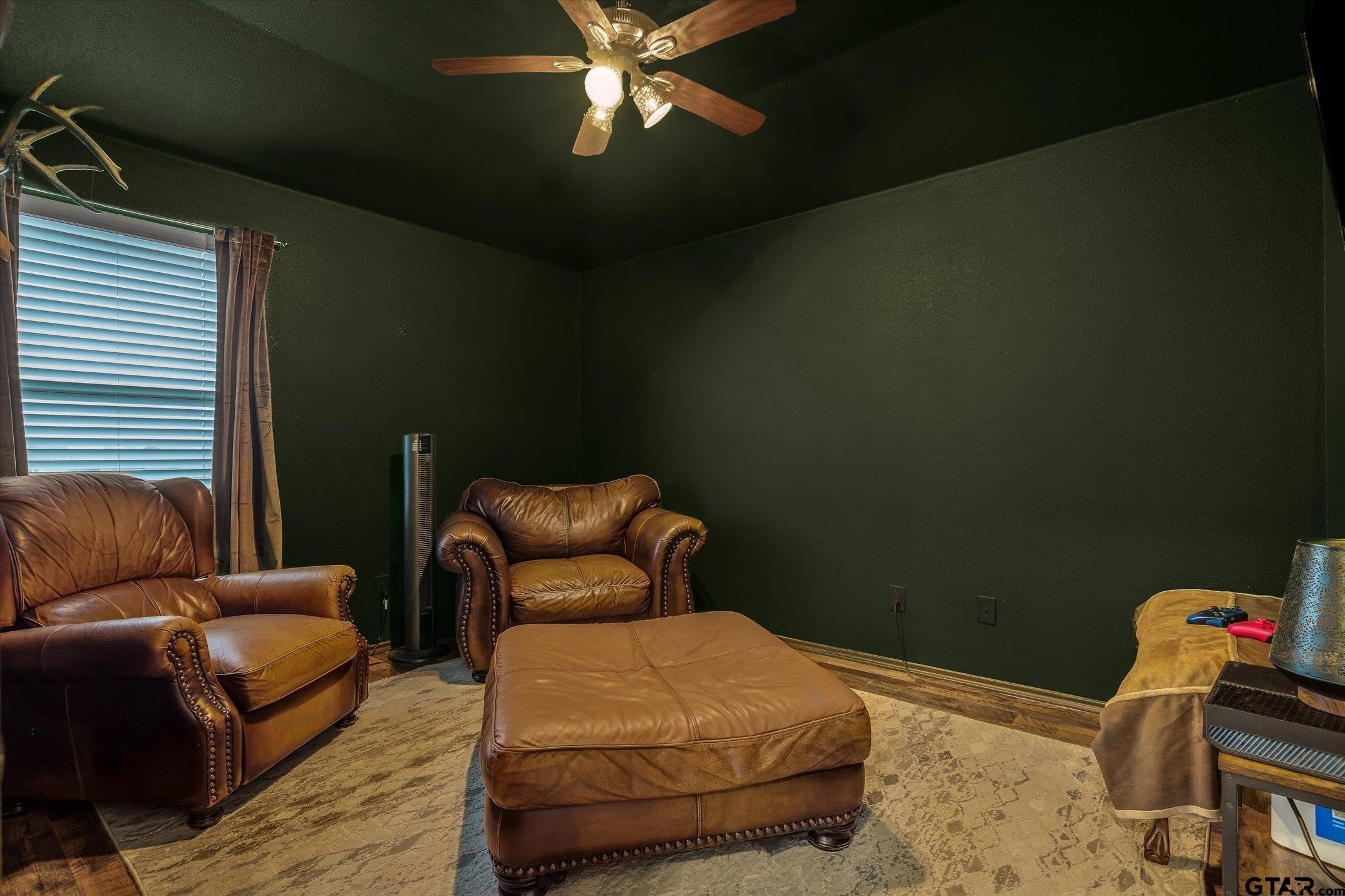 1724 River Oak Lane