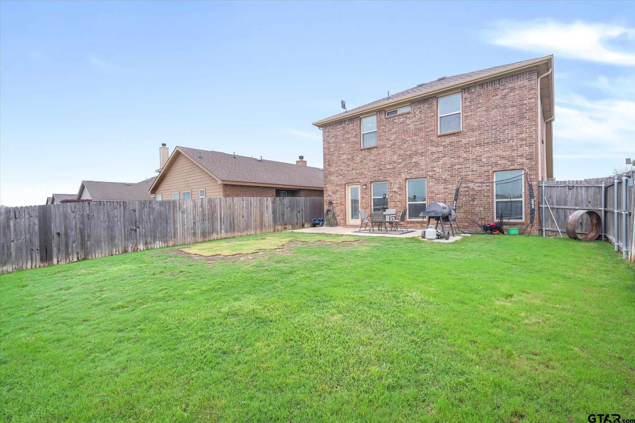 1724 River Oak Lane