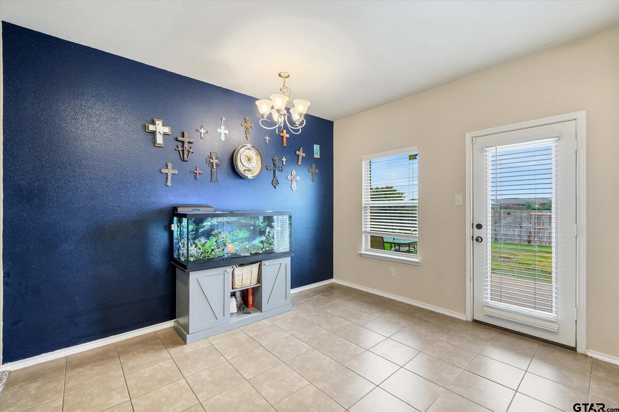 1724 River Oak Lane