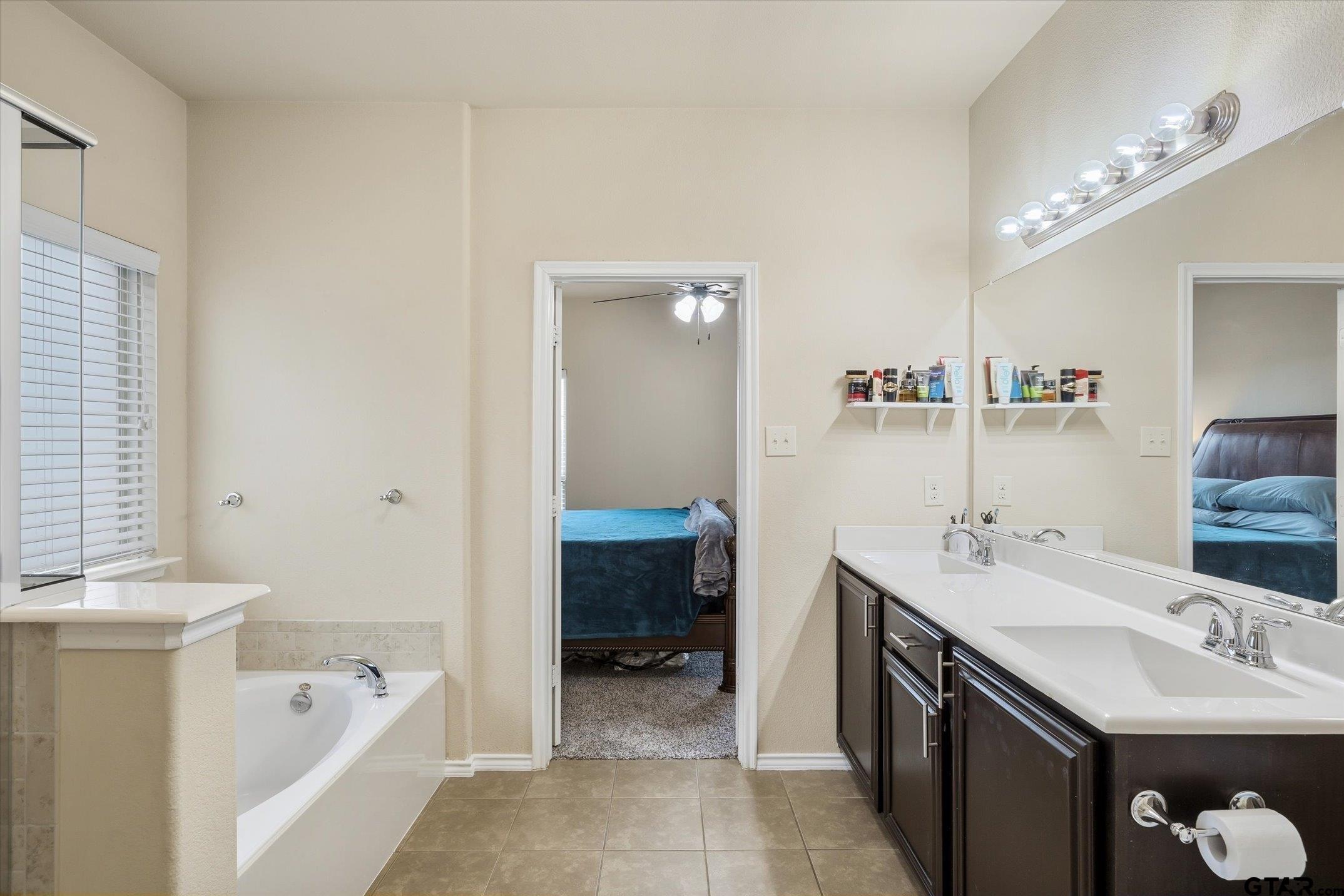 1724 River Oak Lane