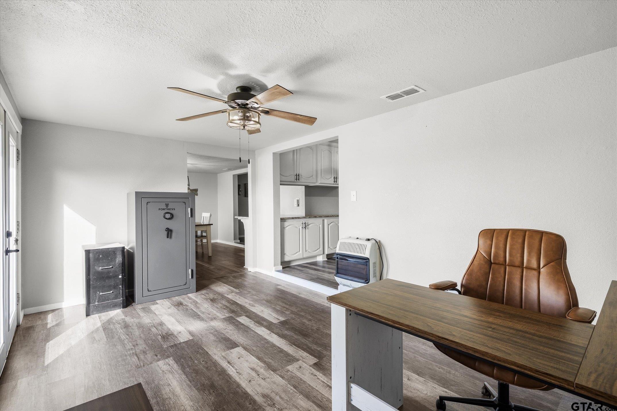 1216 VZ County Road 1211