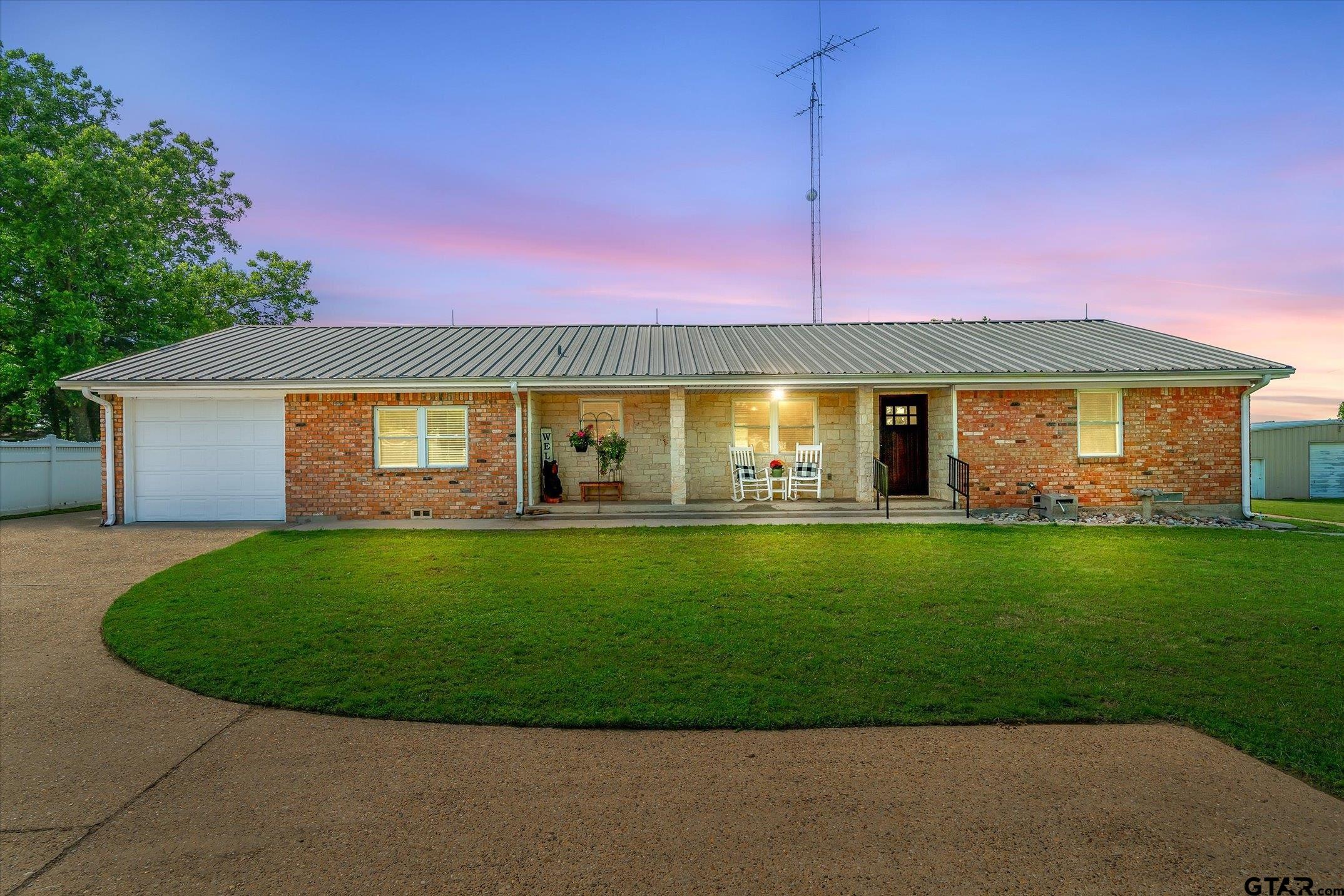 1216 VZ County Road 1211
