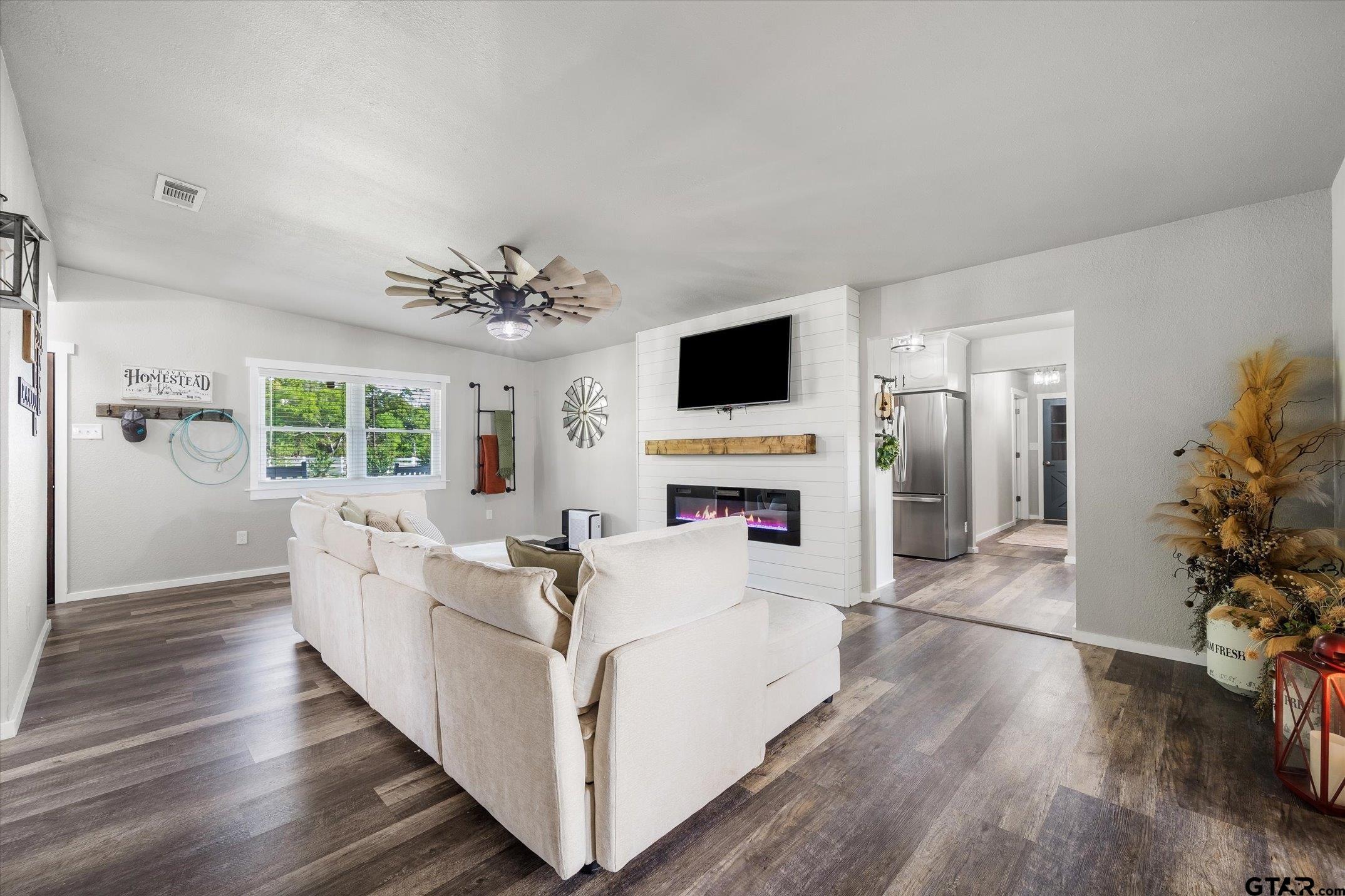 1216 VZ County Road 1211