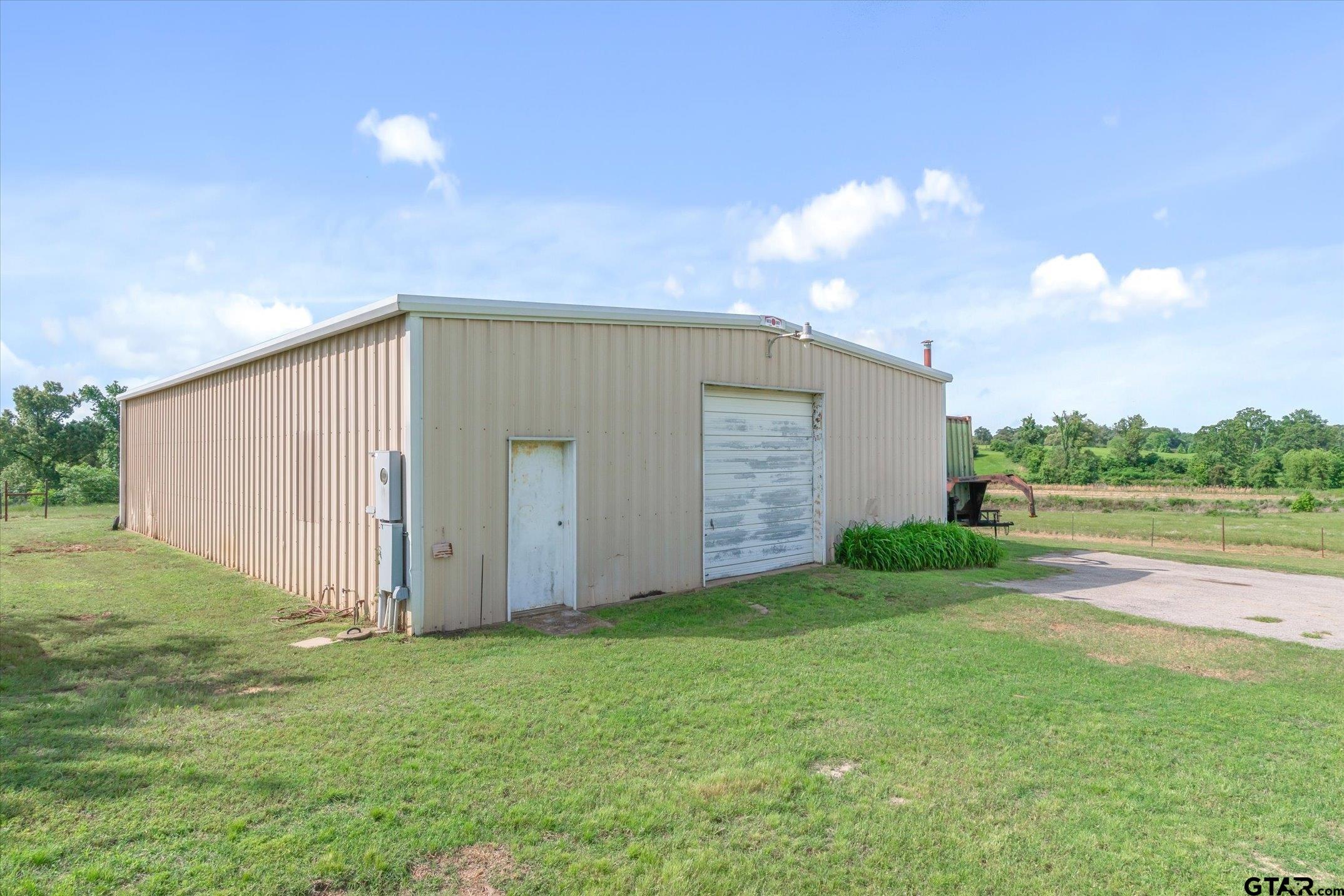 1216 VZ County Road 1211